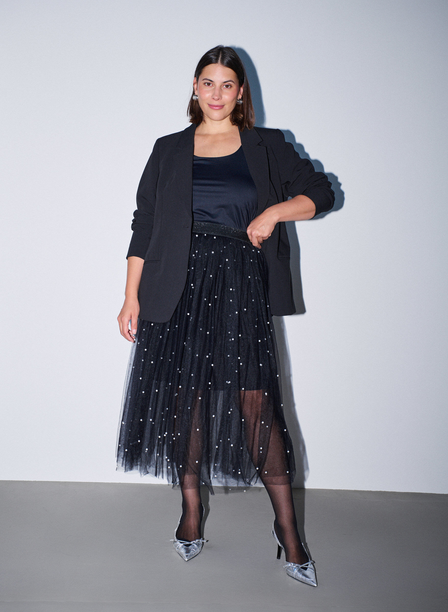 Tule midirok met parels, Zwart, Model