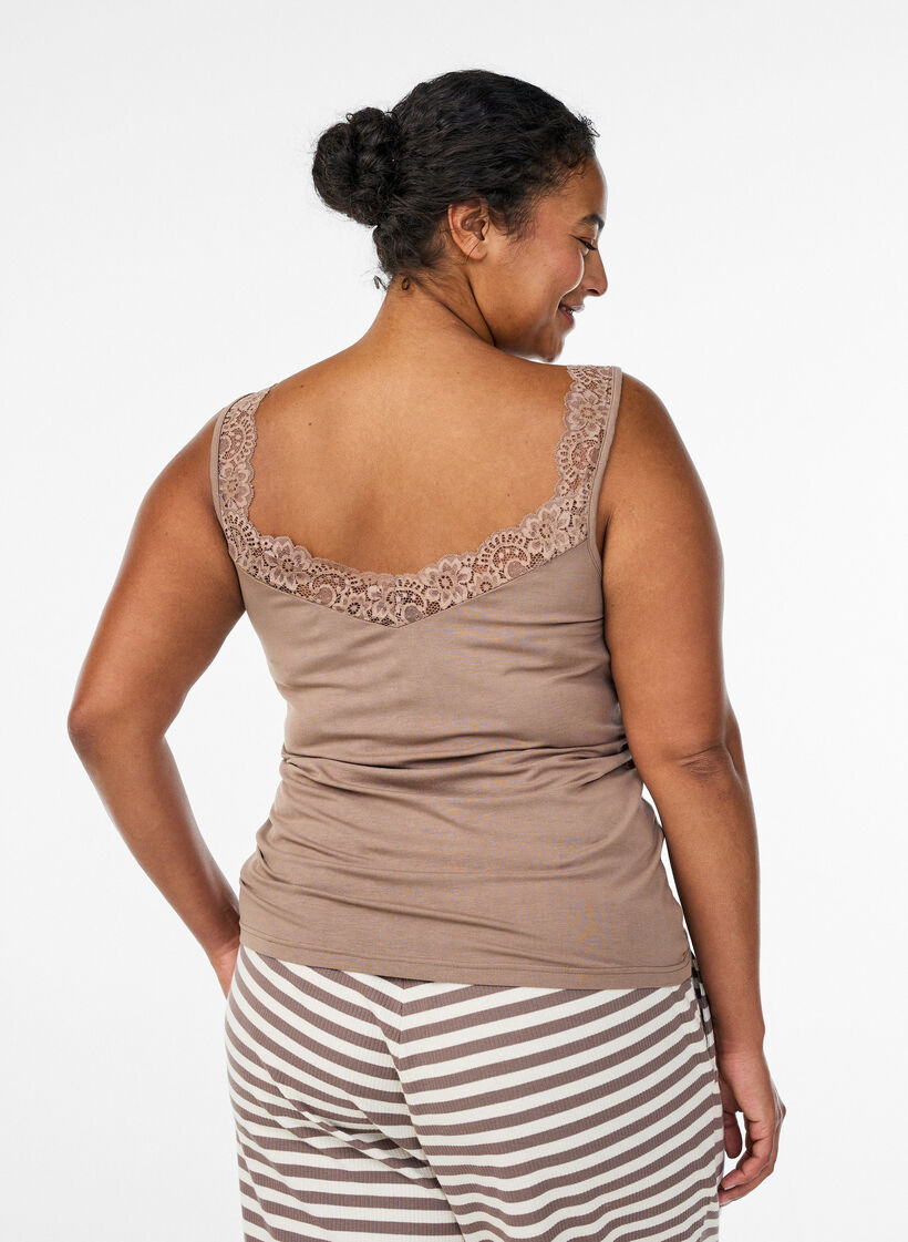 Top en viscose avec bord en dentelle, Beige, Model image number 2