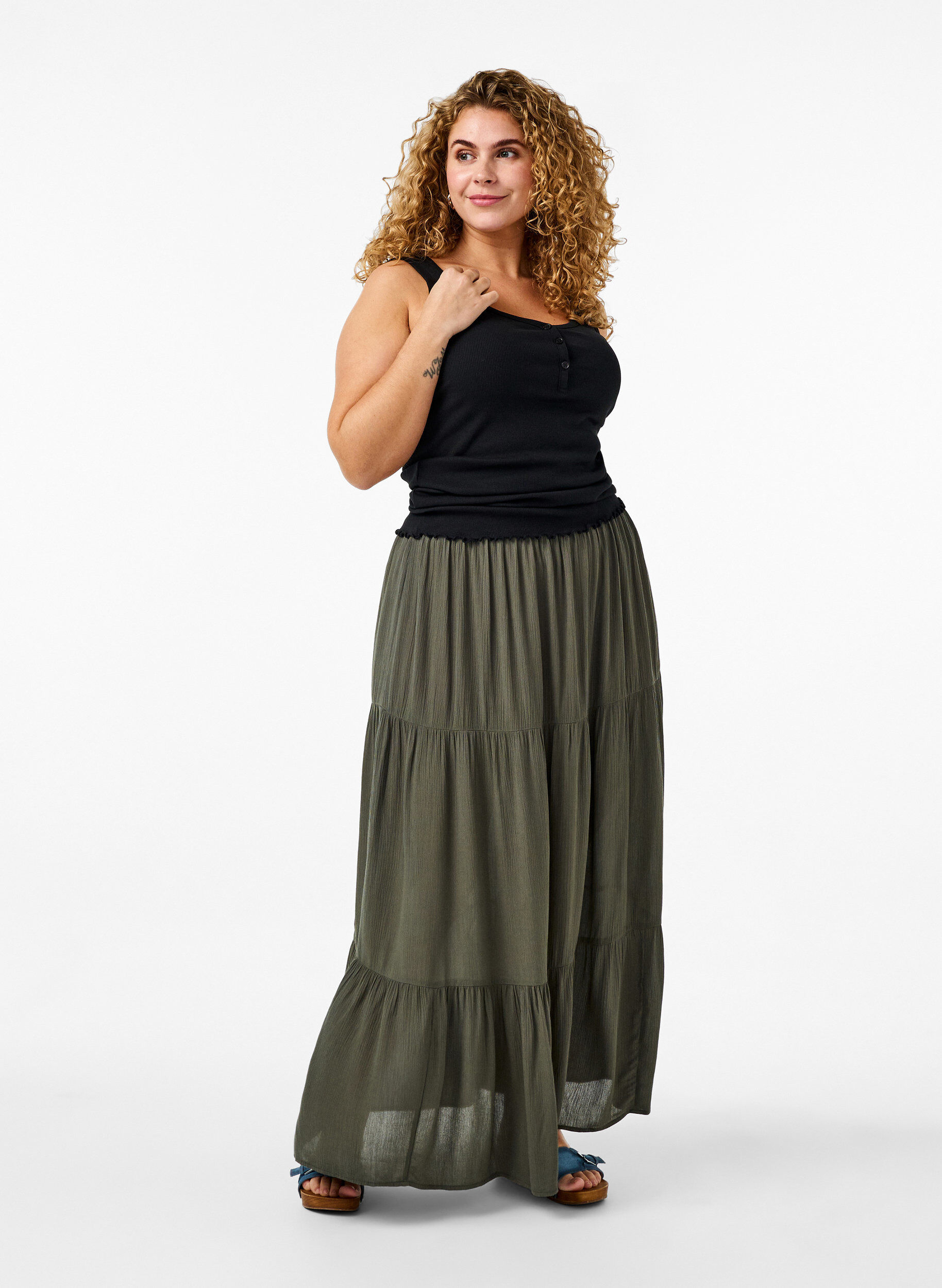 Lange rok met elastiek in de taille, Groen, Model