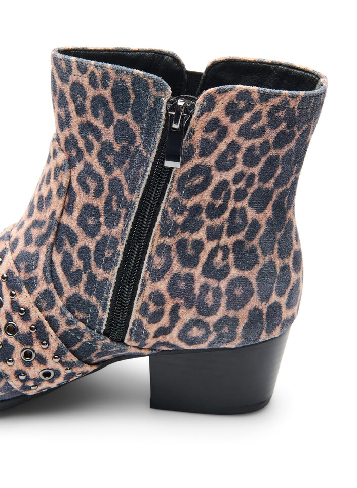 Wide fit - Luipaard print enkellaarsje met gesp en studs, Leopard AOP, Packshot