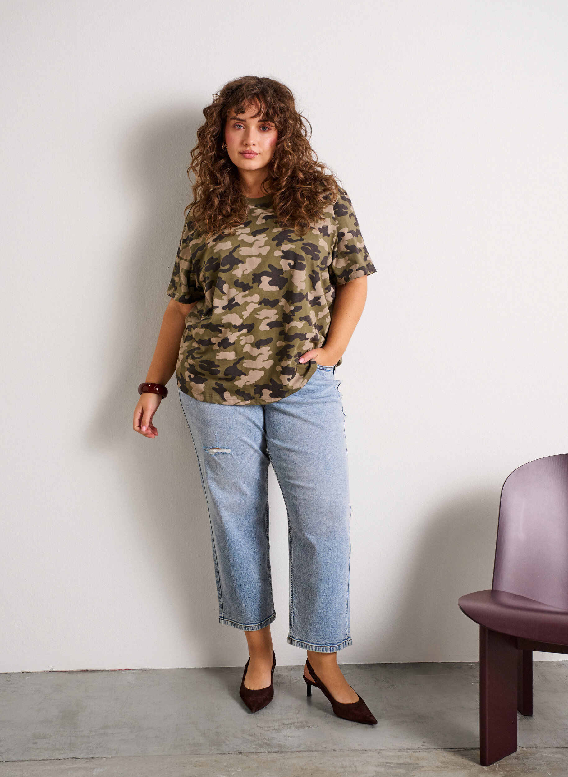 Gecropte Vera jeans met distressed details, Blauw, Model