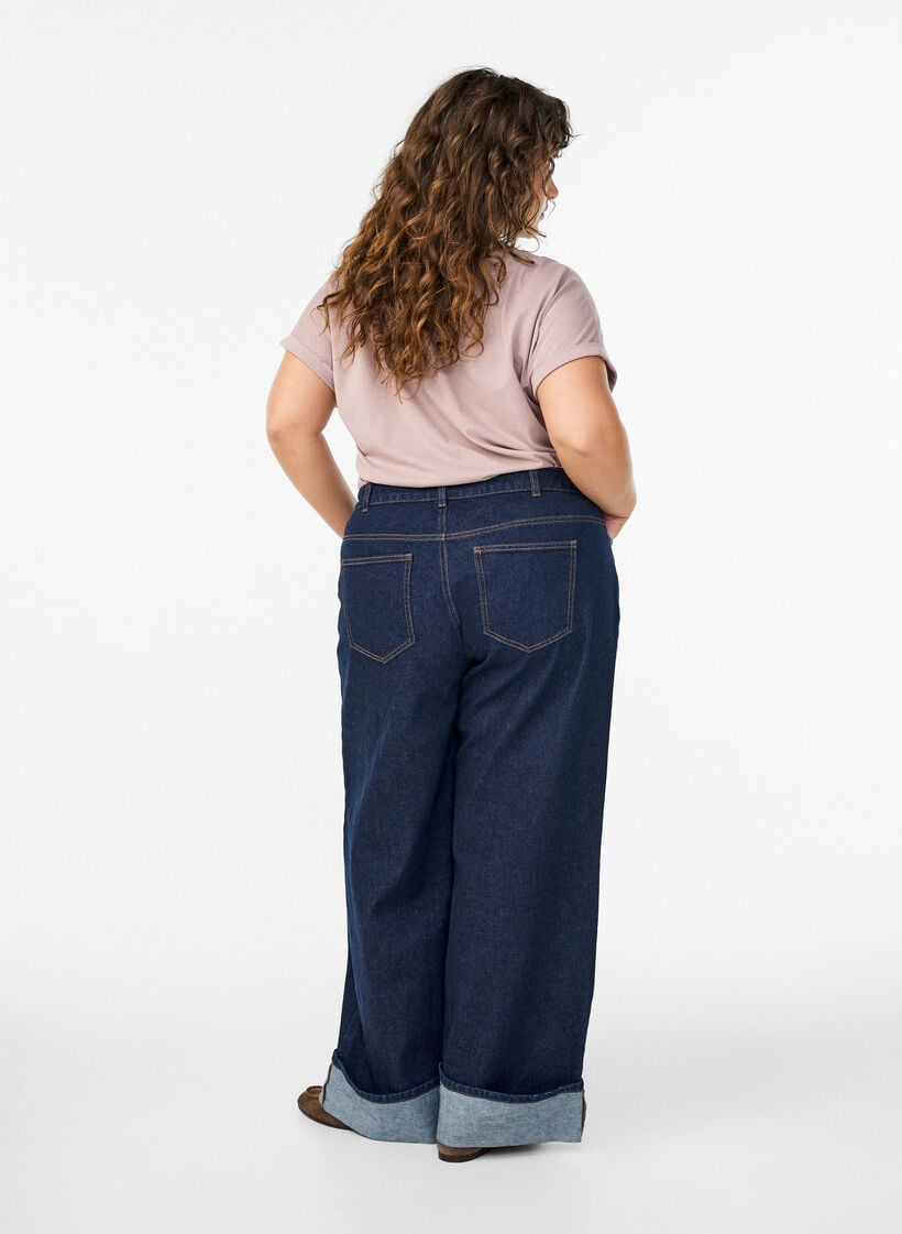 Straight-fit jeans met wijde pijpen en omslagen, Blauw, Model