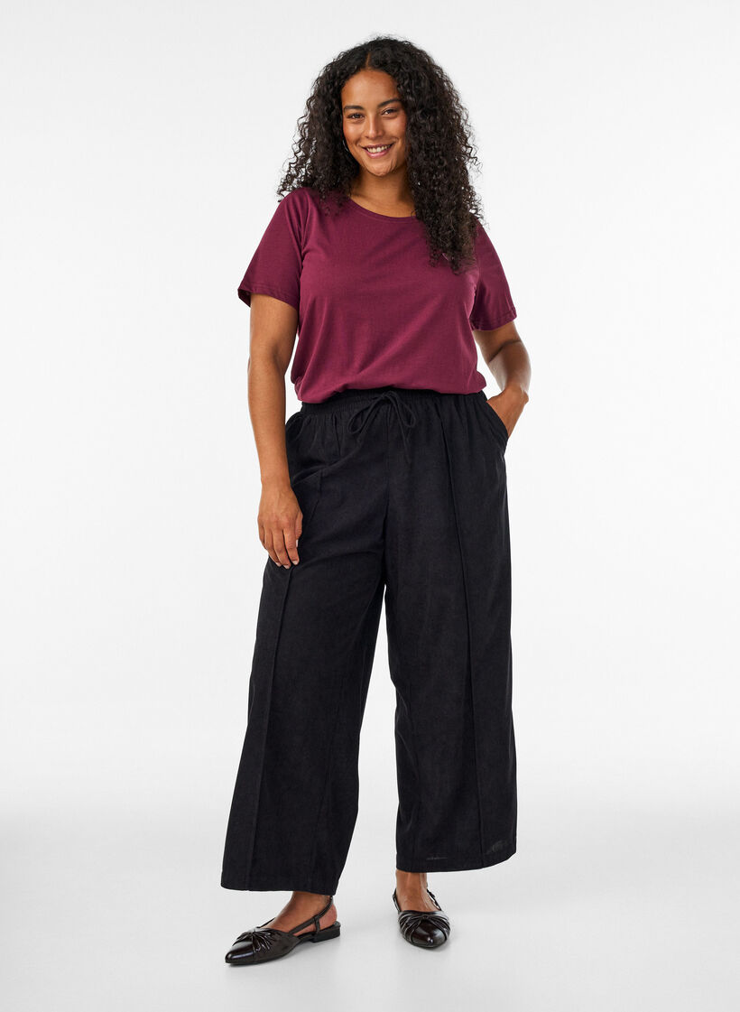 Corduroy broek met wijde pijpen en een hoge taille, Zwart, Model image number 0