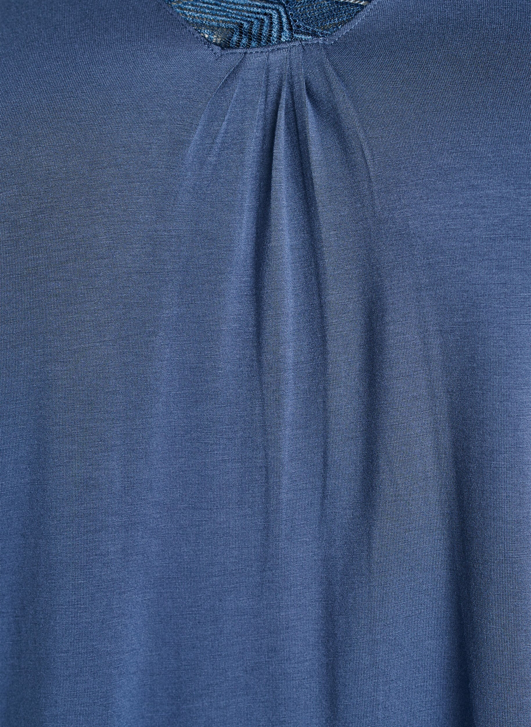 ZizziPyjamabovendeel in viscose met kanten detail en 3/4-mouwen, Blauw, Packshot image number 2