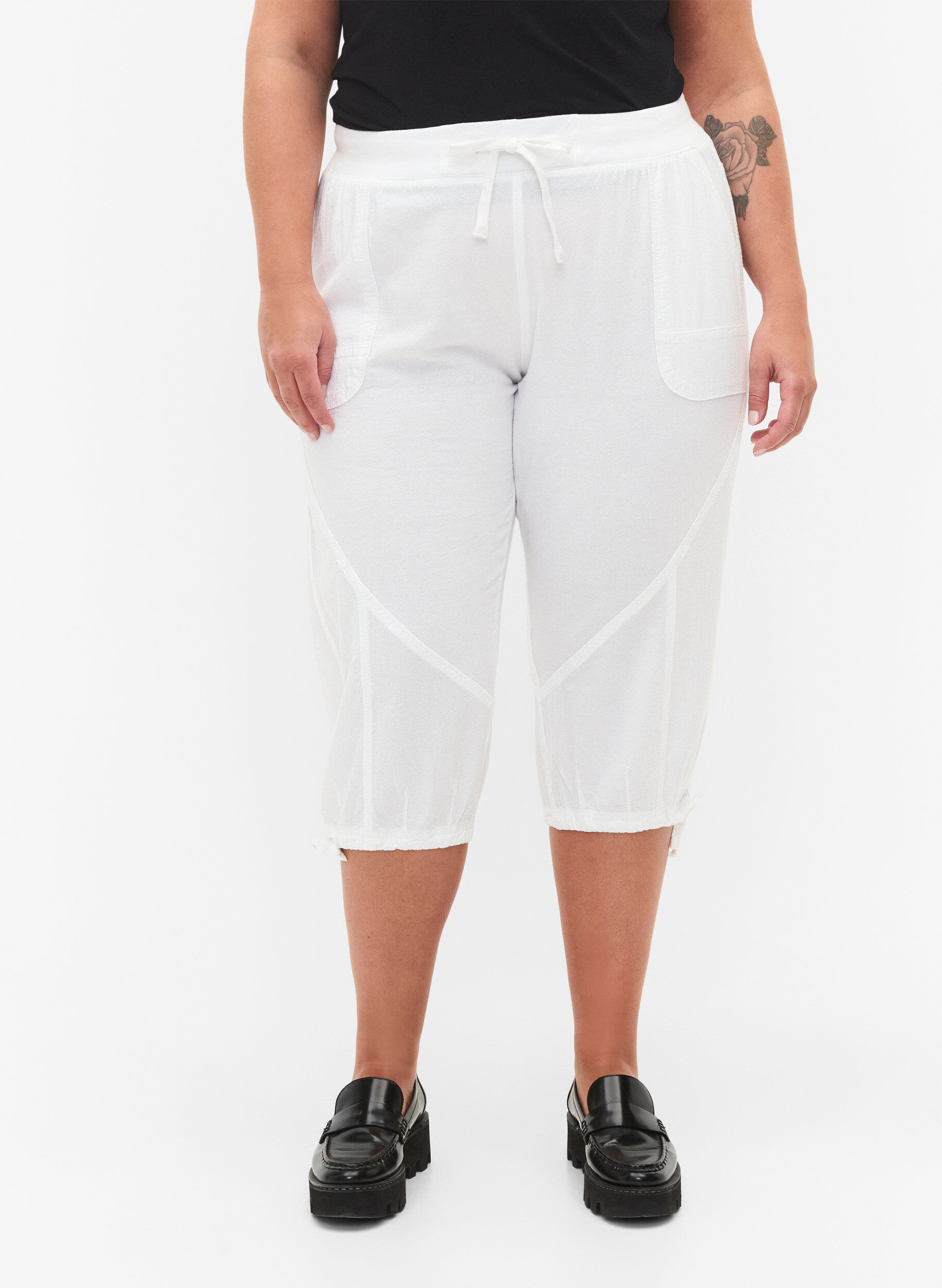 ZizziKatoenen Capri-broek, Wit, Model image number 3