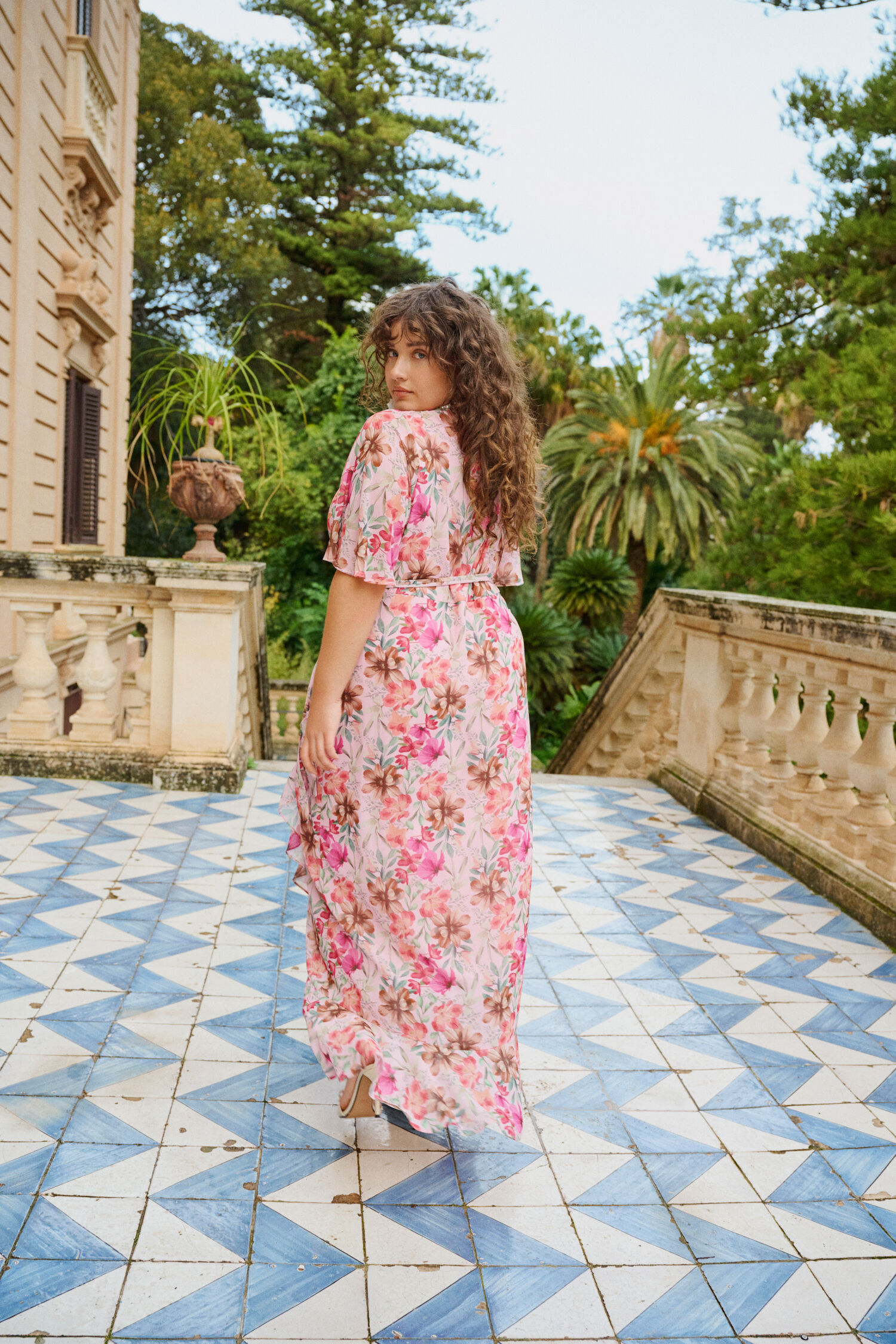 ZizziFloral jurk met V-hals, , Model