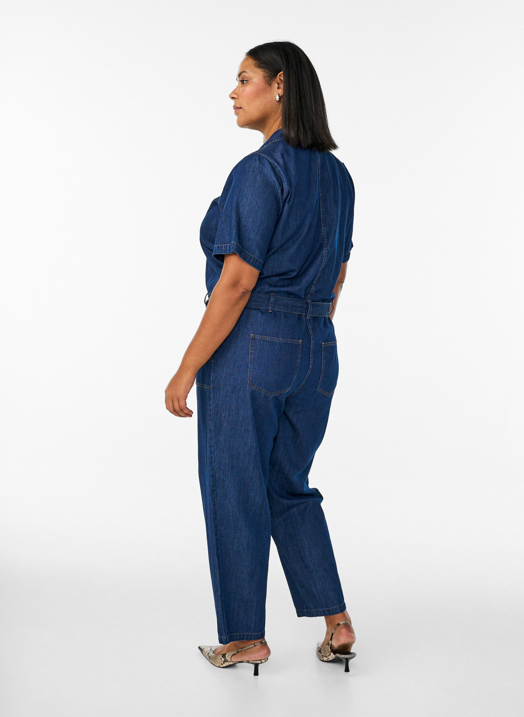 ZizziDenim jumpsuit met korte mouwen en een strikceintuur, Blauw, Model image number 1
