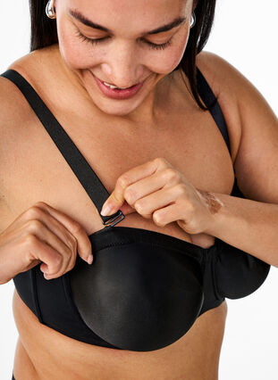ZizziStrapless beha met beugel, Black, Model image number 2