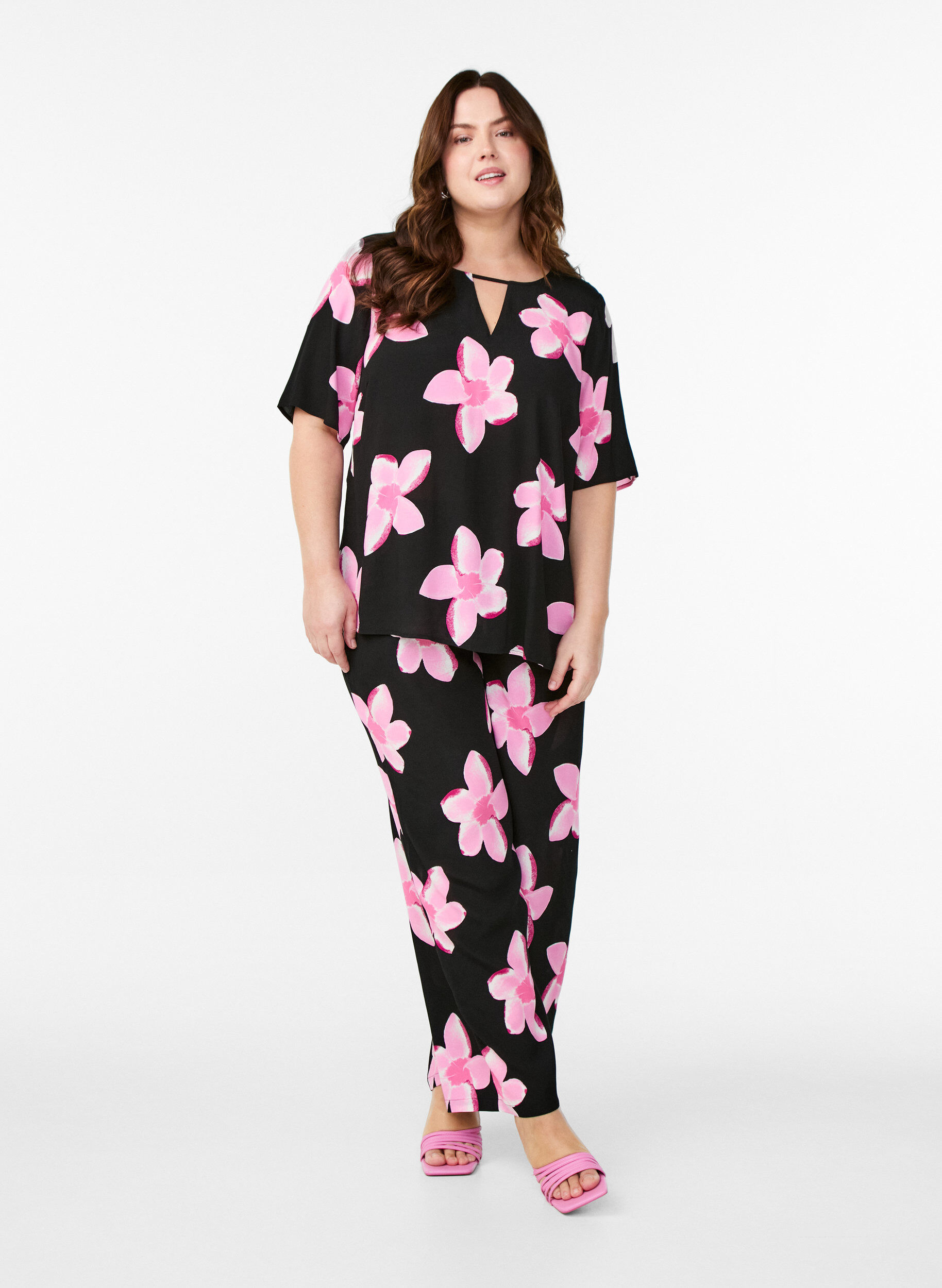 ZizziLosvallende viscose broek met zakken, Zwart, Model image number 0