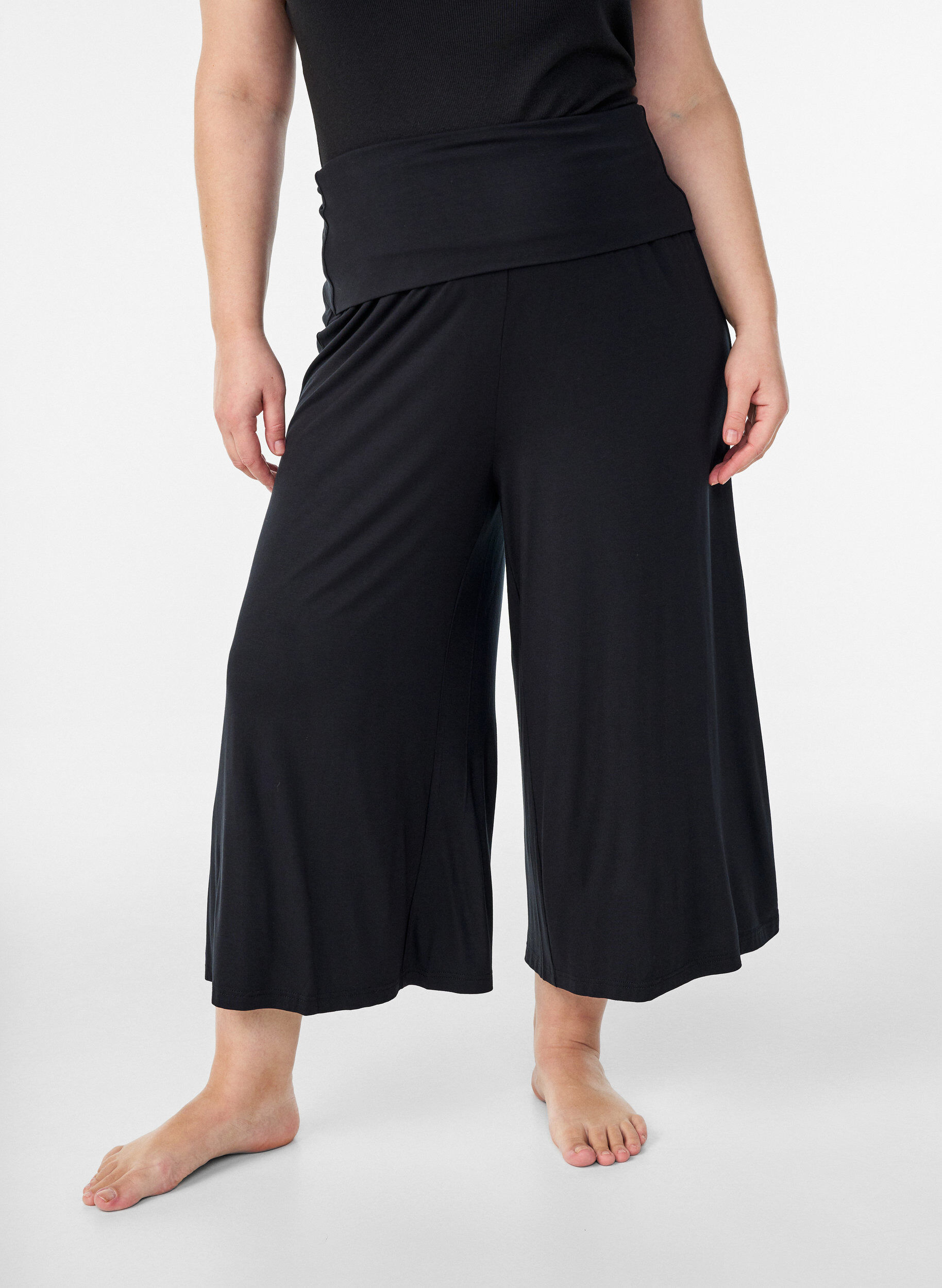 ZizziJersey culotte broek met hoge taille, Zwart, Model image number 2