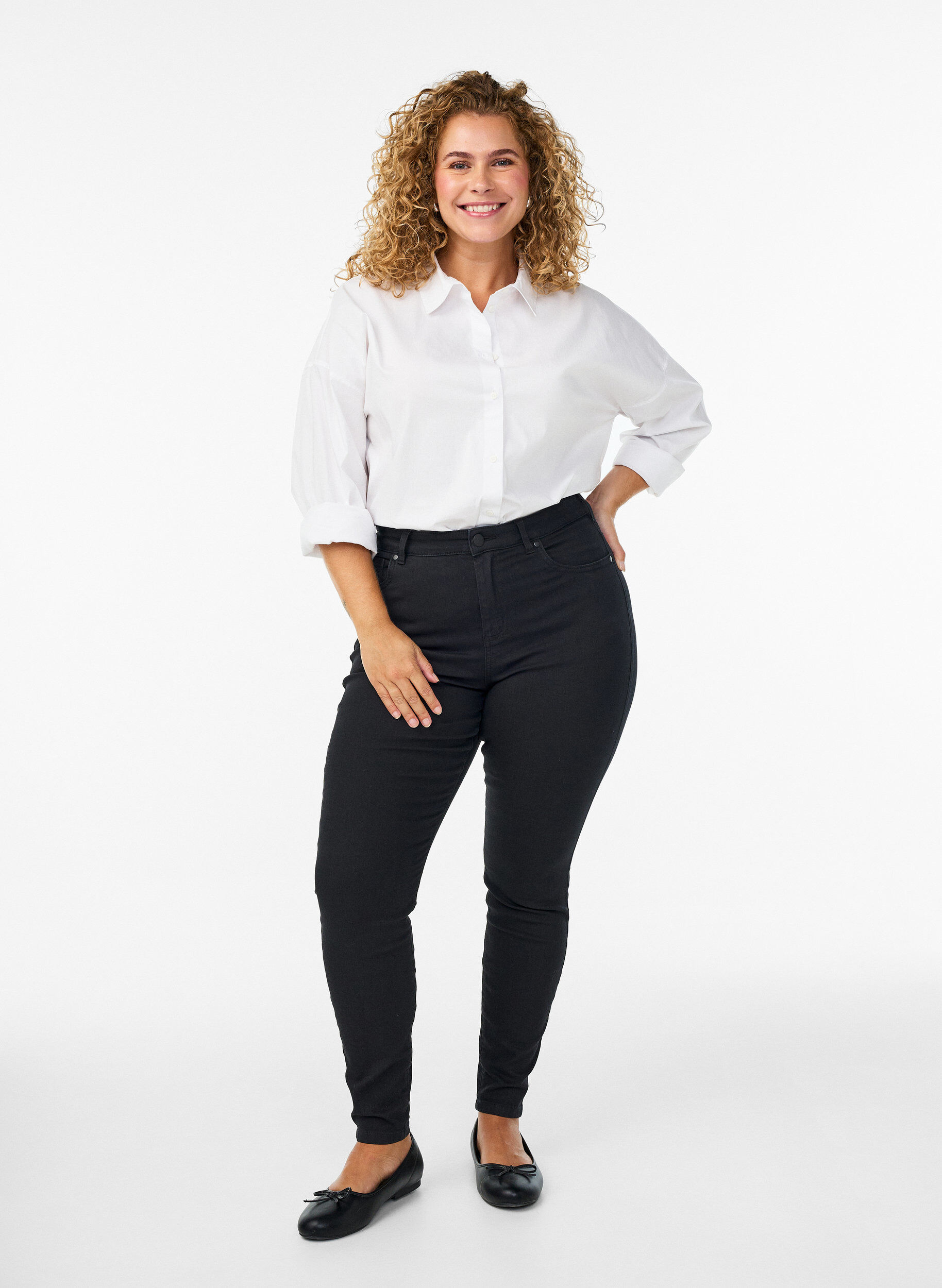 Amy super slim fit jeans met hoge taille, Zwart, Model