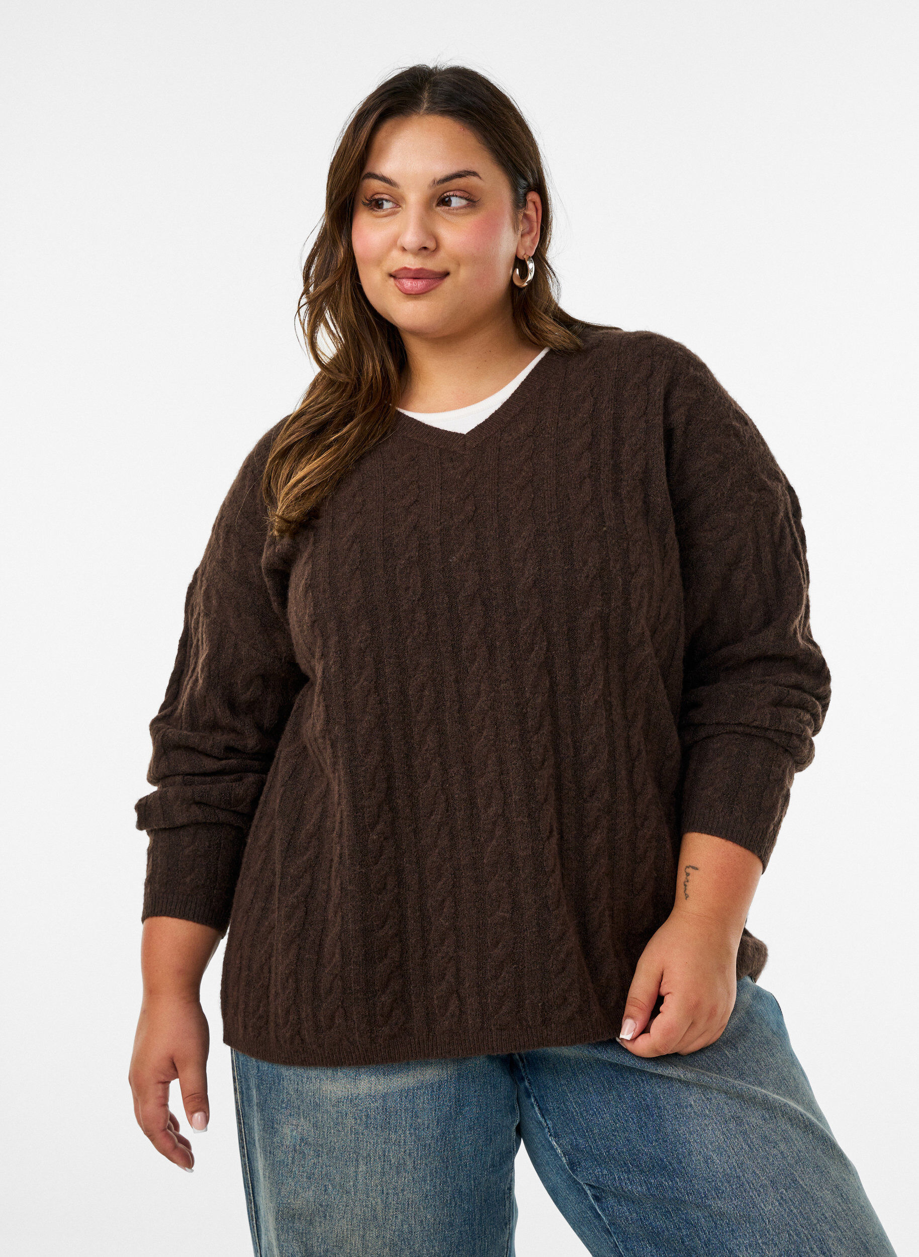 Gebreide blouse met kabelpatroon en V-hals, Bruin, Model