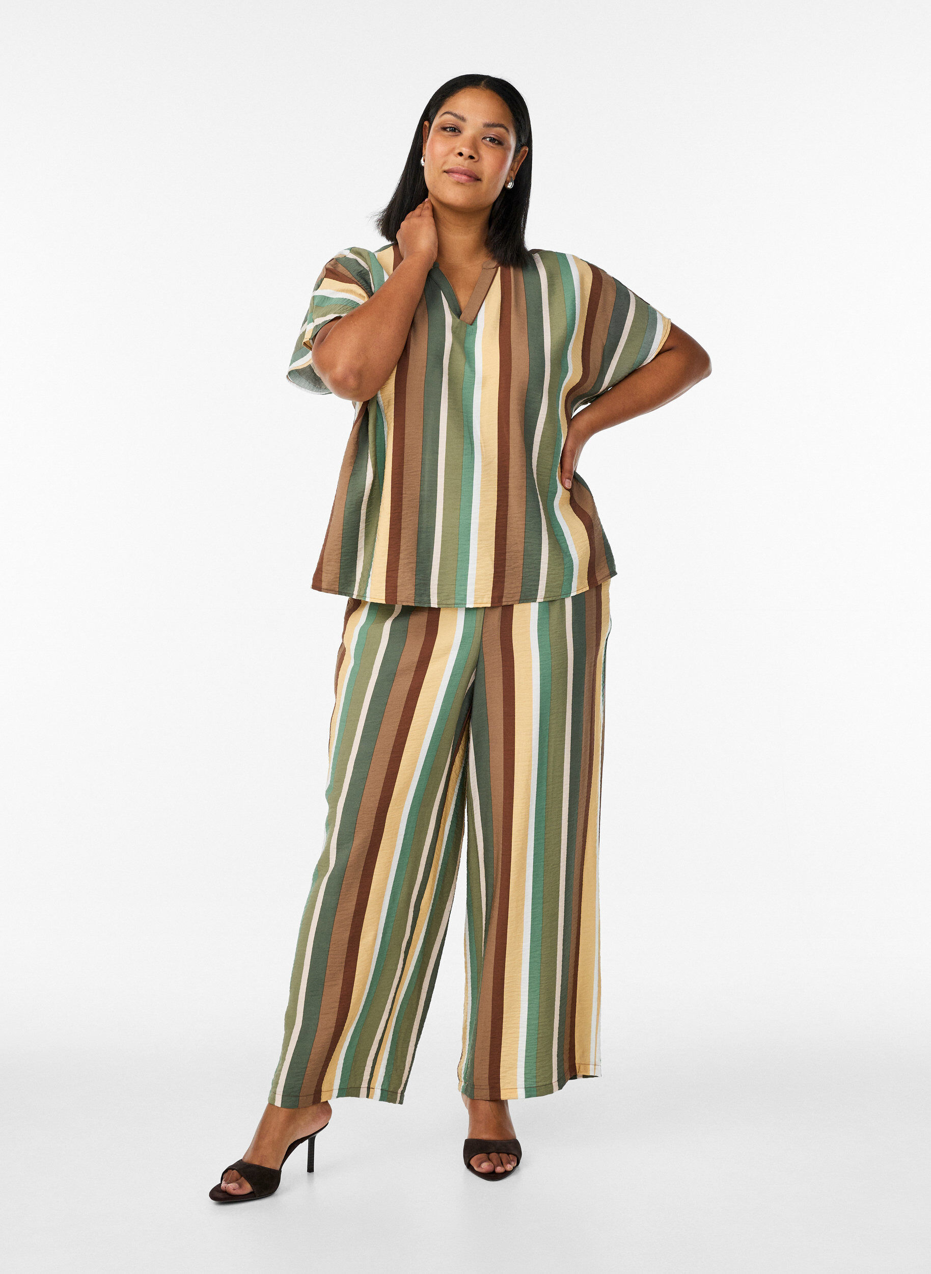 Losse viscose broek met strepen, Bruin, Model