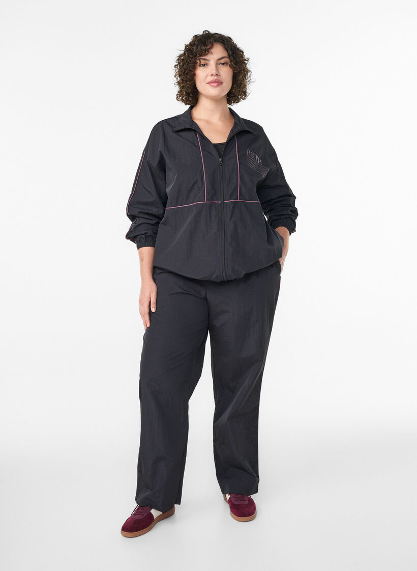 Lichtgewicht jack met contrasterende biezen, Zwart, Model image number 1