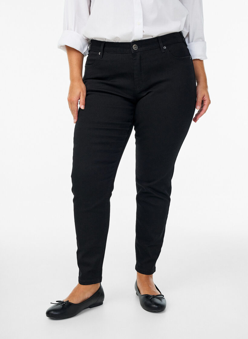 Slim-fit Emily jeans met normale taille, Zwart, Model image number 2