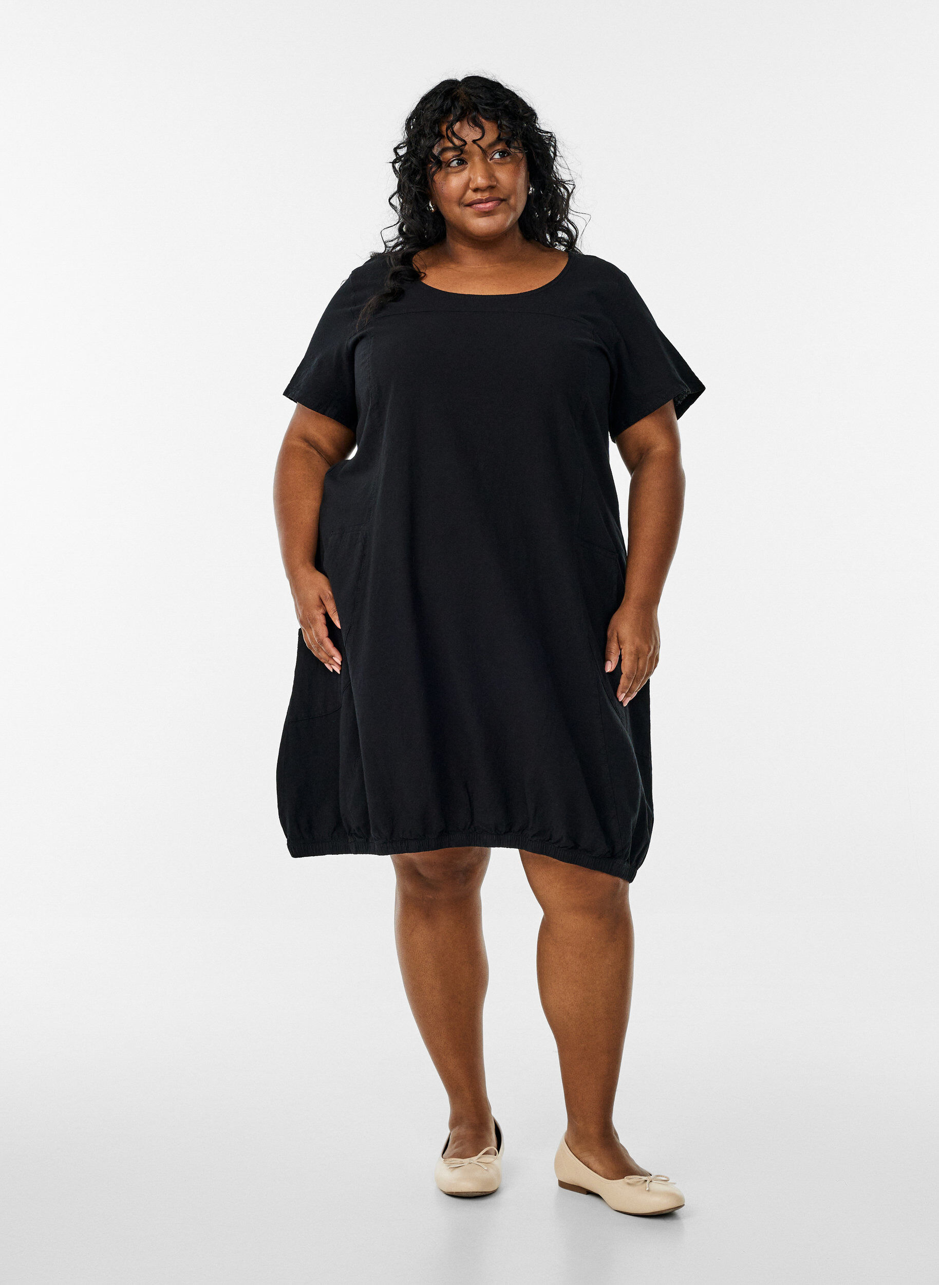 ZizziKatoenen jurk met korte mouwen, Zwart, Model image number 1