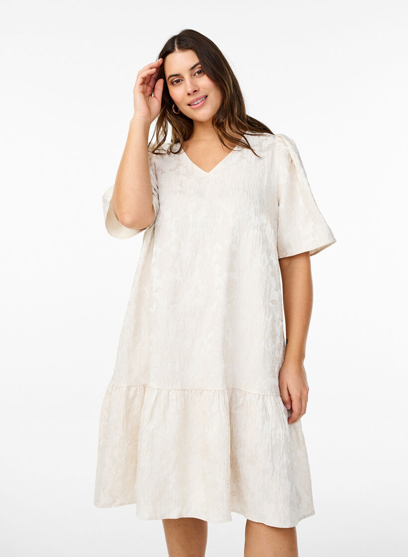 Jacquard jurk tot op de knie met korte mouwen, Whisper White, Model