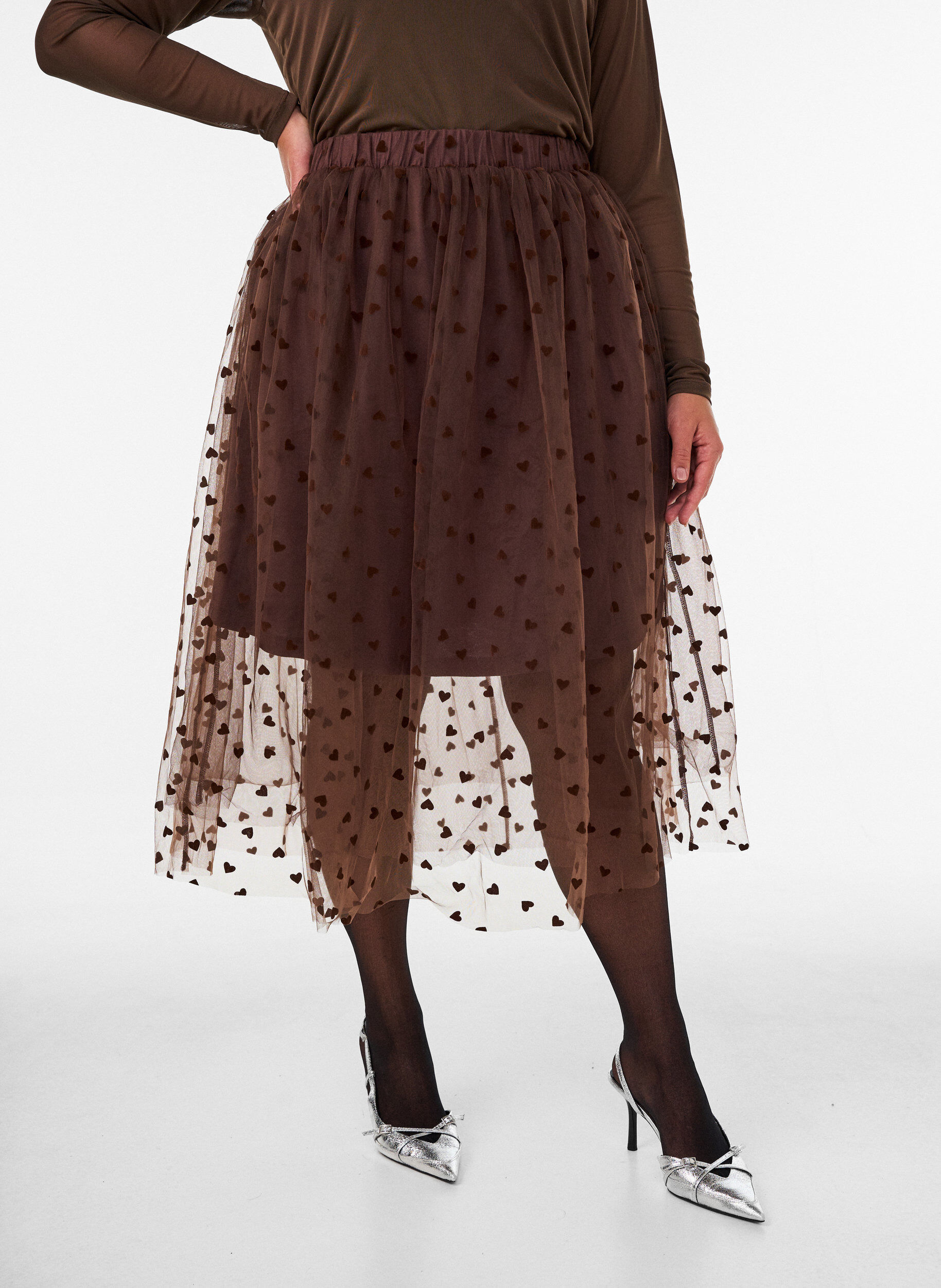 ZizziMidi-tule rok met hartjes, Bruin, Model image number 3