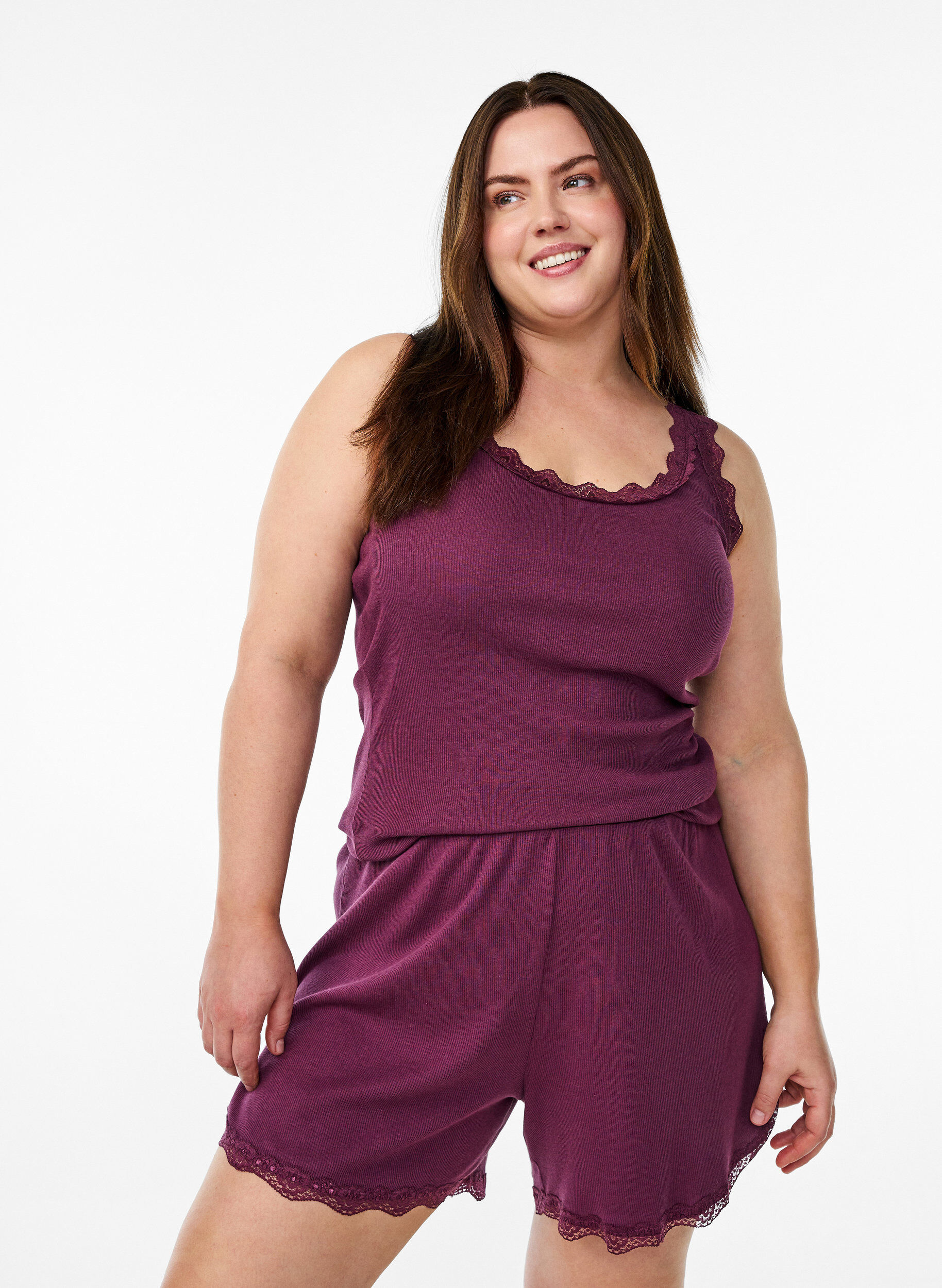 Top met kanten rand, Donker Bordeaux, Model