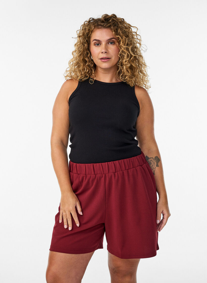 Shorts amples avec des poches, Bordeaux fonc&eacute;, Model image number 0