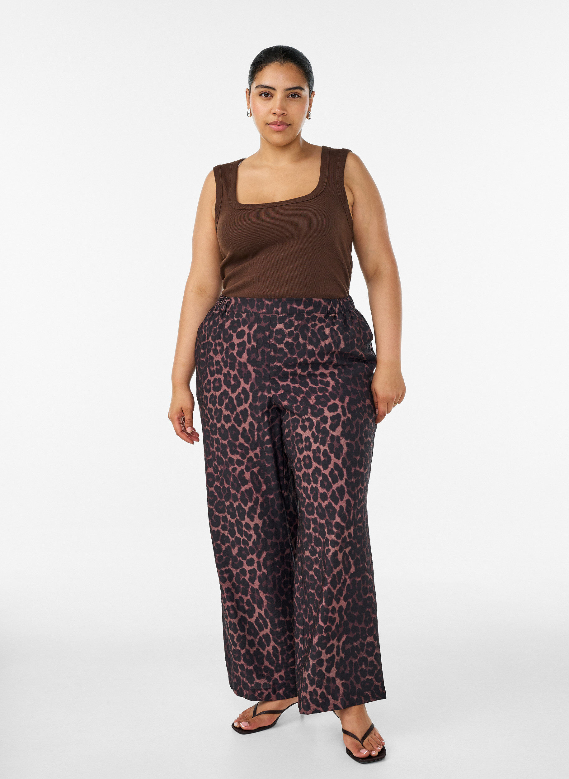 Viscose broek met elastische taille en rechte pijpen, Bruin, Model