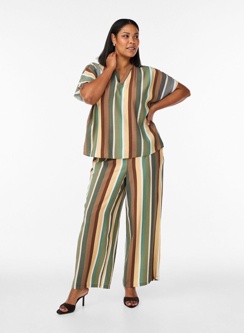 Blouse van viscose met strepen en korte mouwen, Bruin, Model image number 1