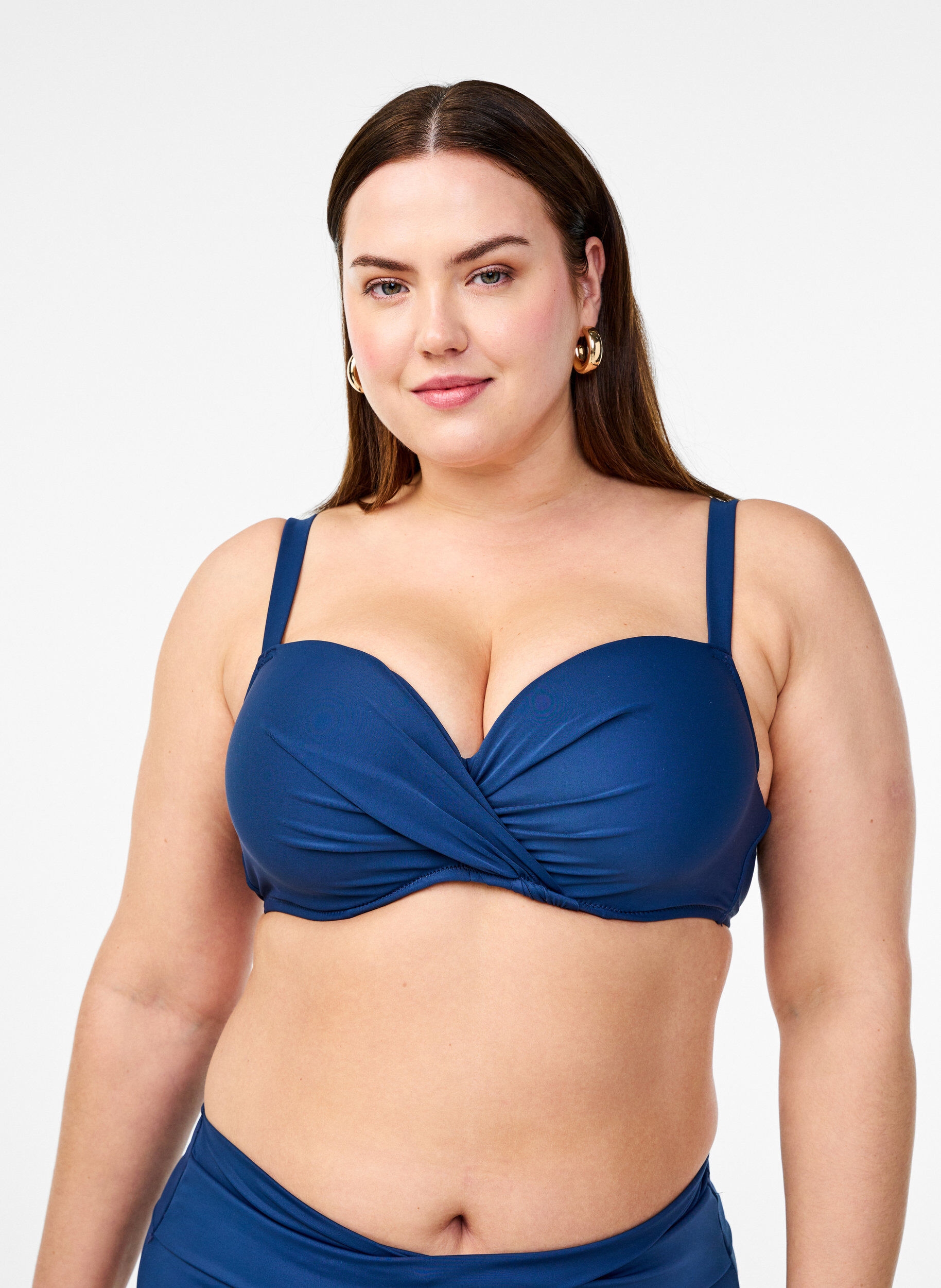 Bikini top met beugel en plooien, Blauw, Model