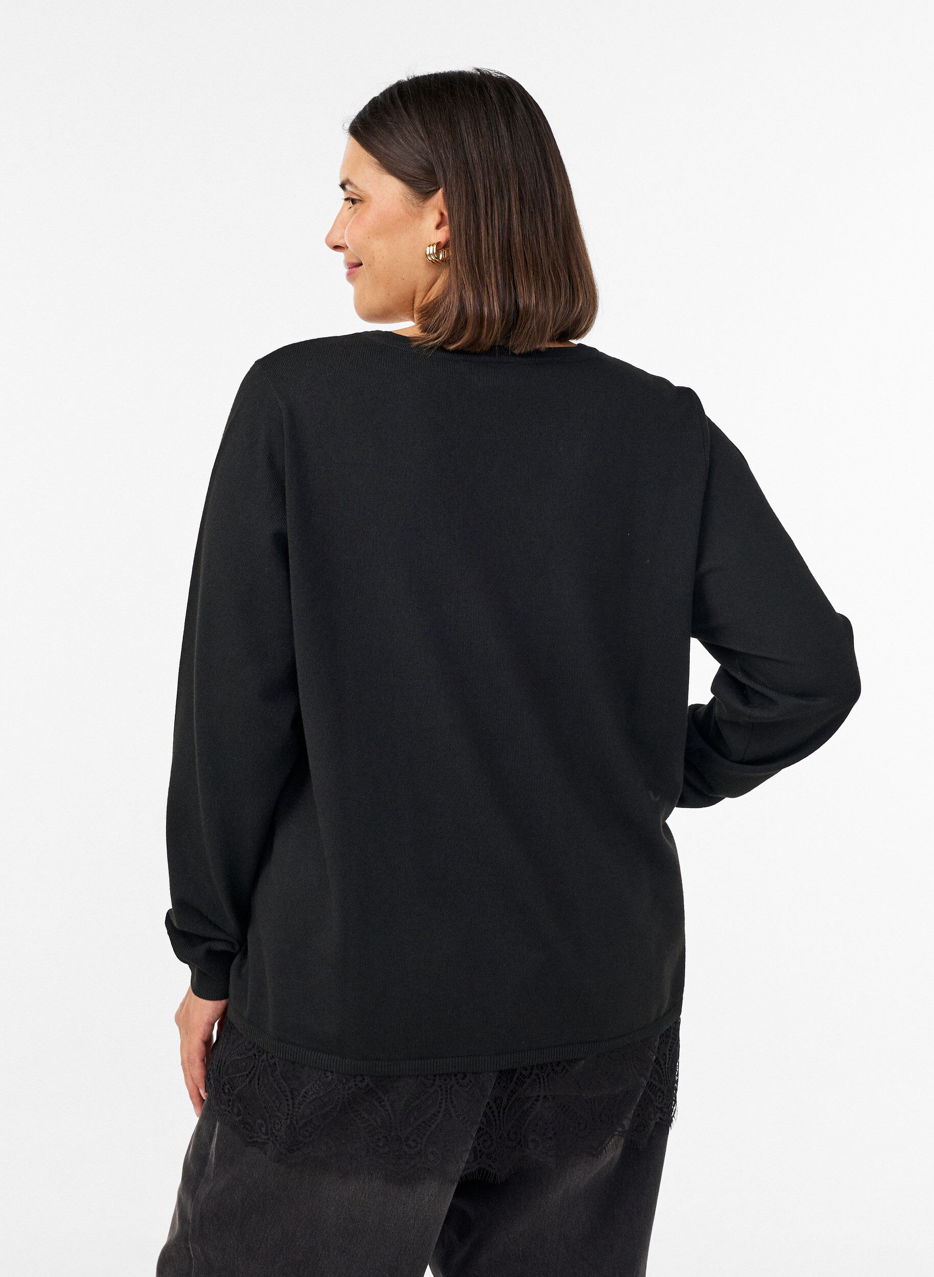 ZizziGebreide blouse met V-hals en kanten rand, Zwart, Model image number 2