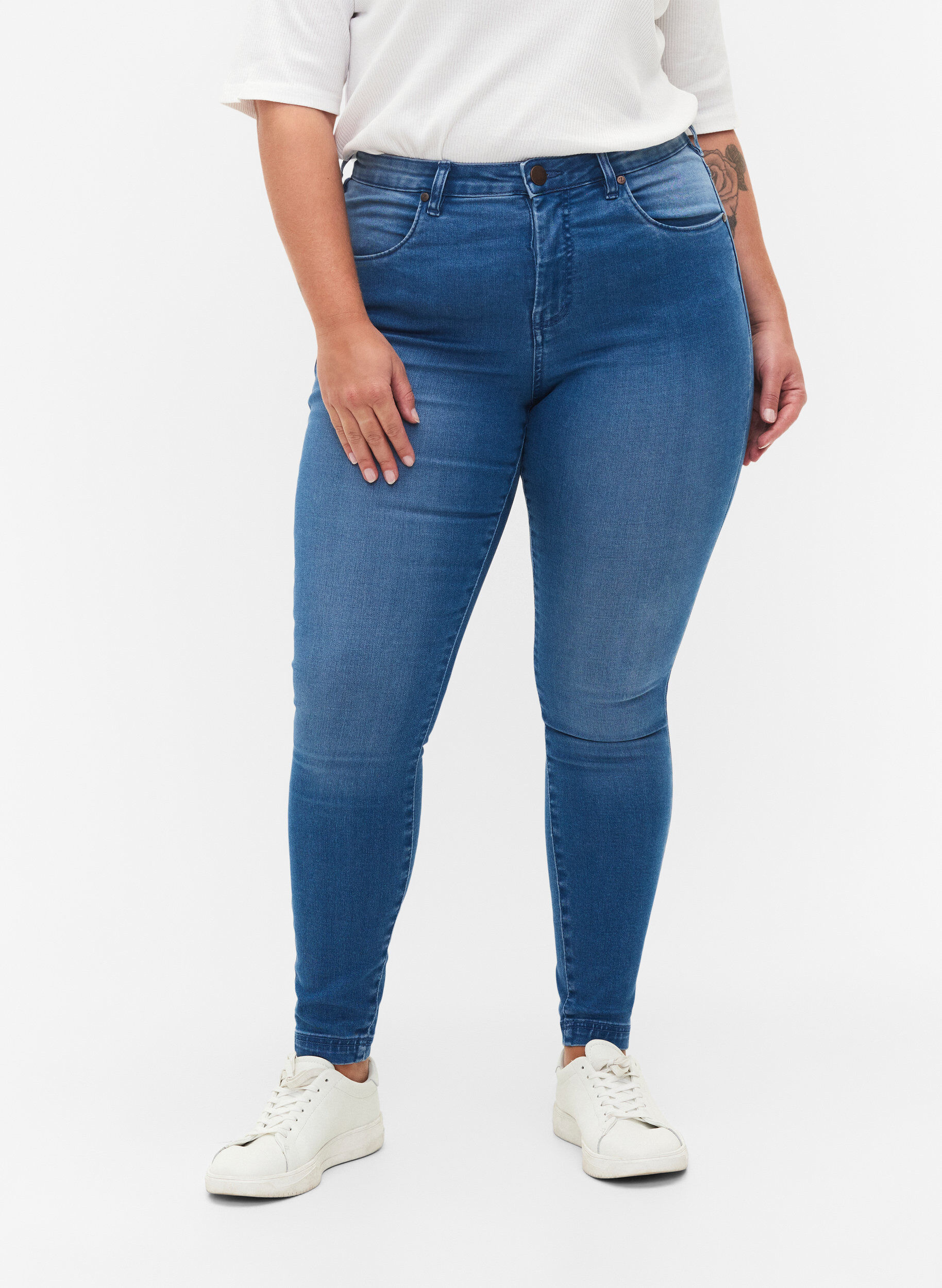 ZizziSuper slim Amy jeans met hoge taille, Light blue, Model image number 3