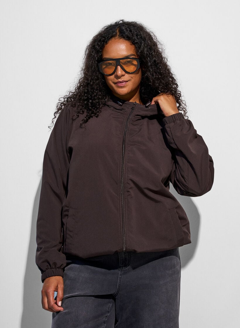 Lichtgewicht jas met een capuchon en ritssluiting, Bruin, Model image number 0