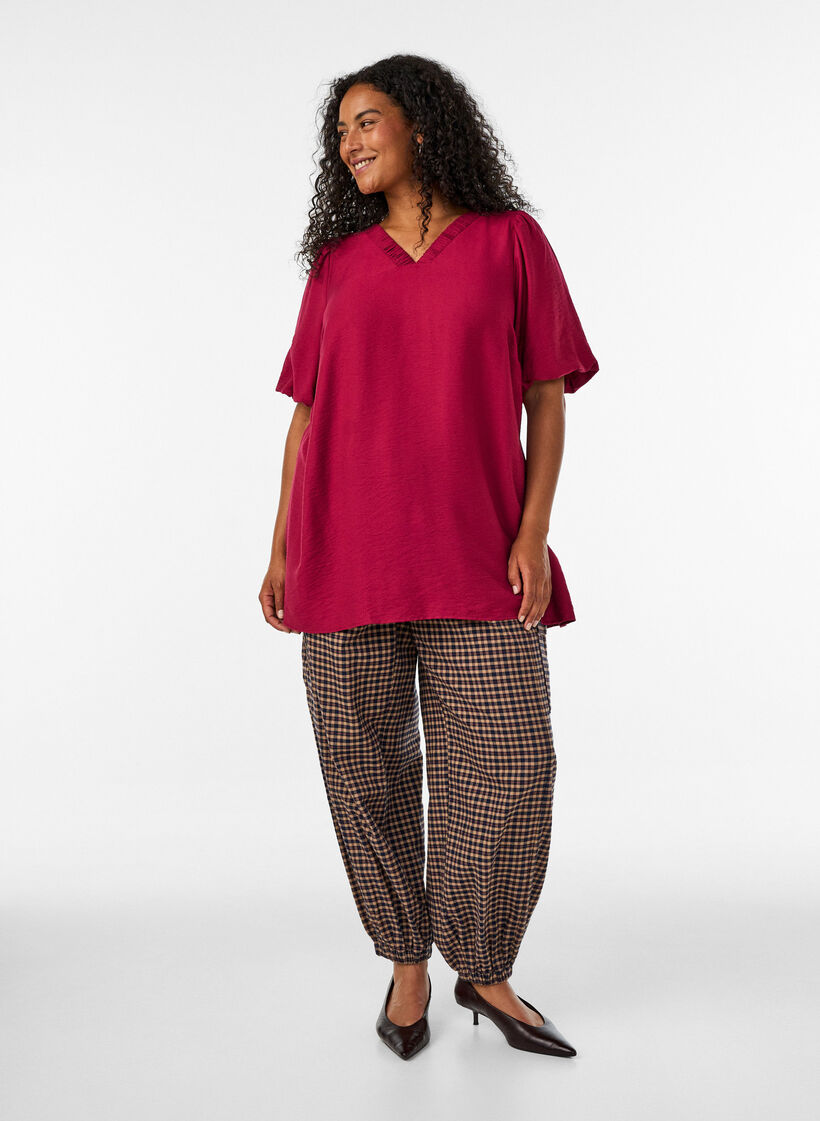 Tunic met ballonnenmouwen en een V-hals, Rood, Model image number 1