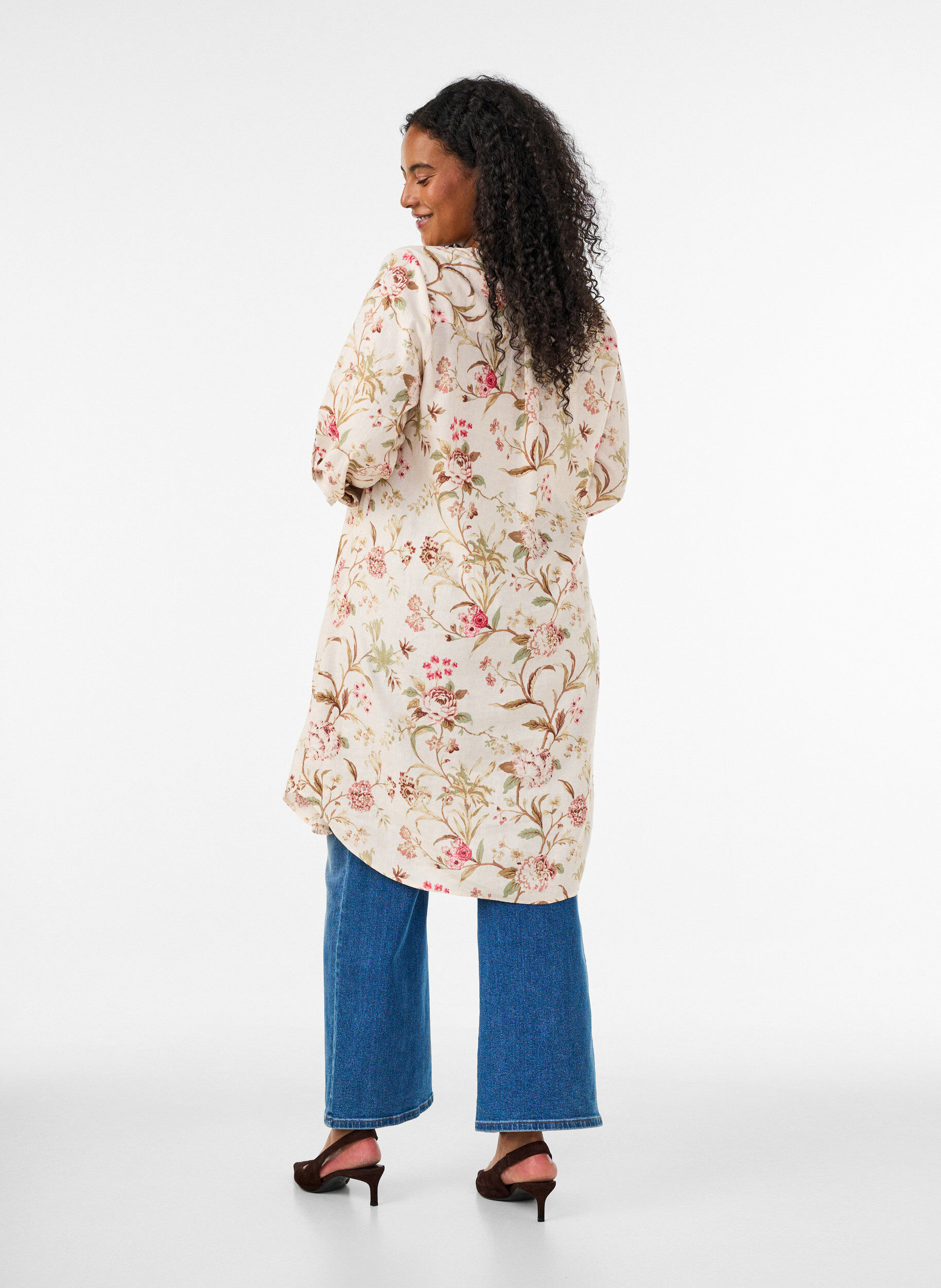ZizziLang shirt in linnen en viscose, Vanille, Model image number 2