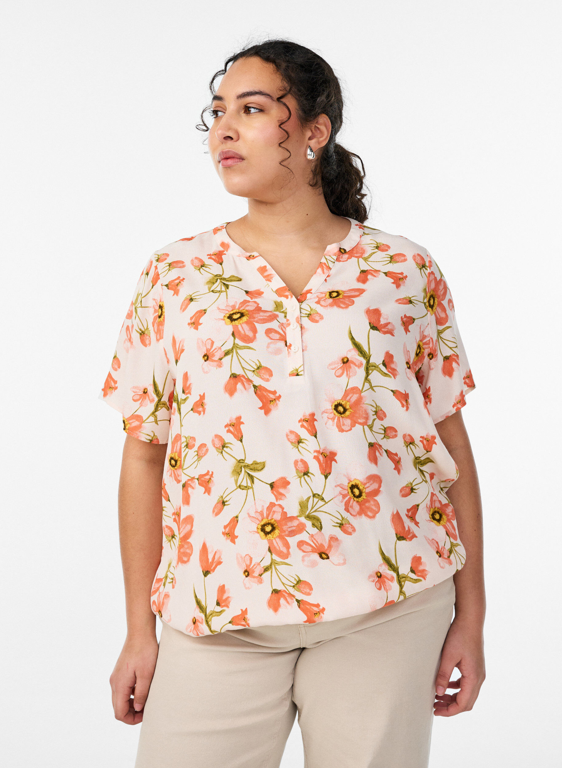 Viscose blouse met bloemenprint en korte mouwen, Vanille, Model