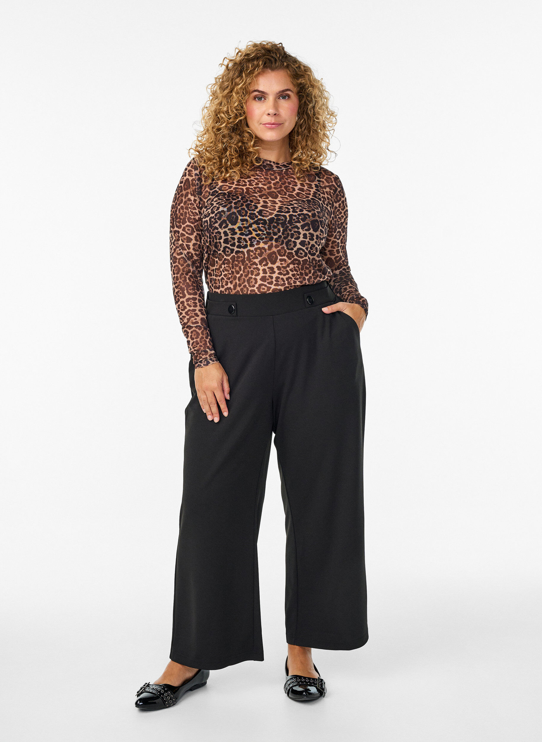 Losse broek met zakken, Zwart, Model