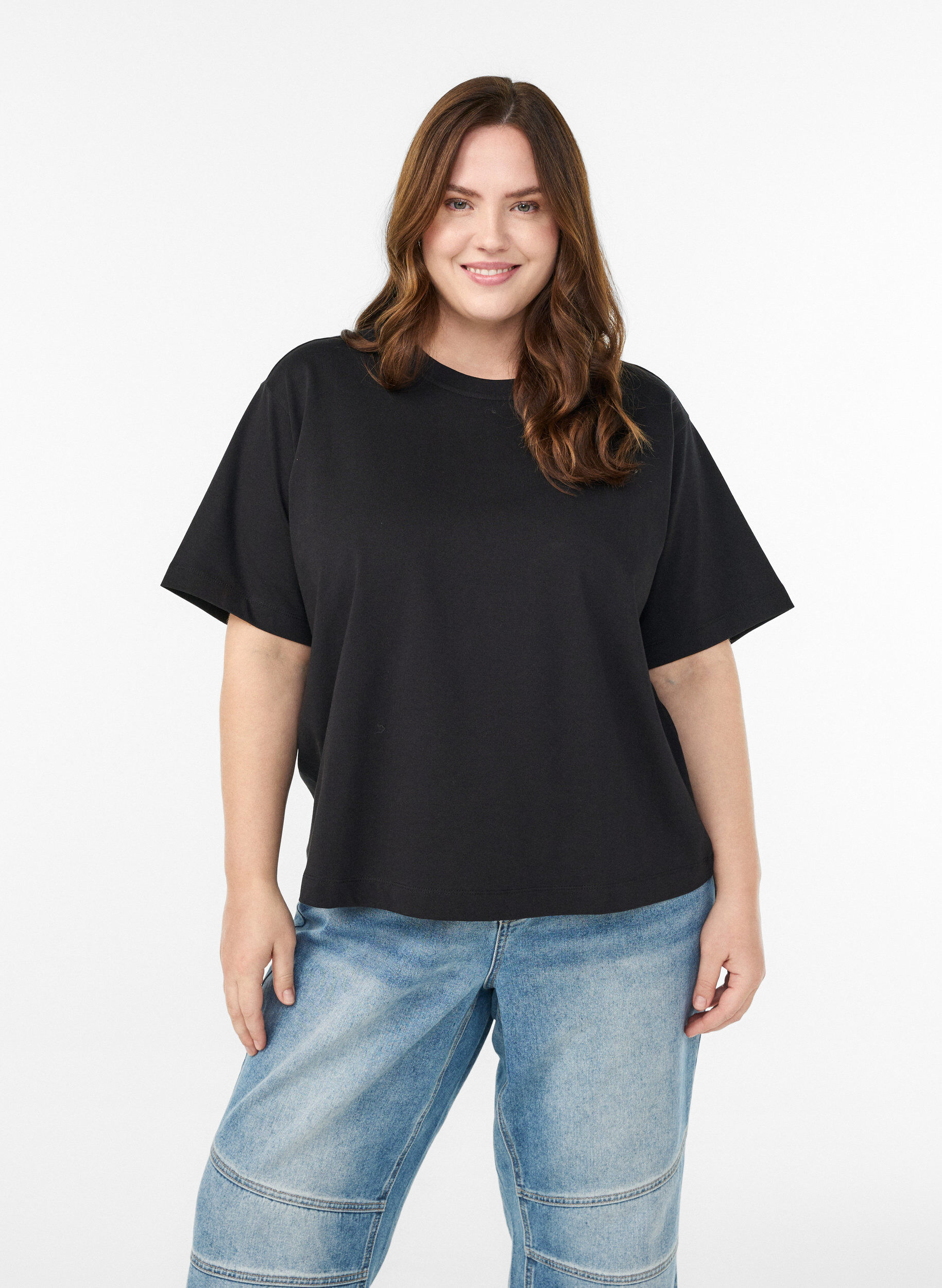 Boxy katoenen T-shirt, Zwart, Model
