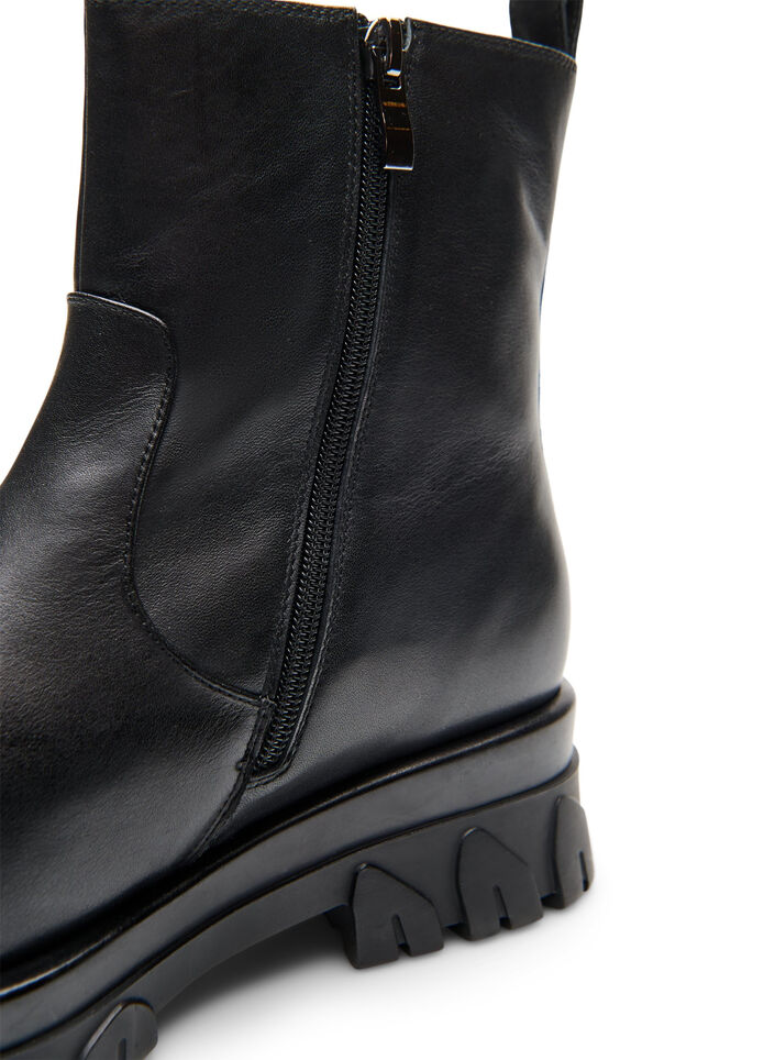 Wide fit - Chunky leren Chelsea boots met ritssluiting, Black, Packshot