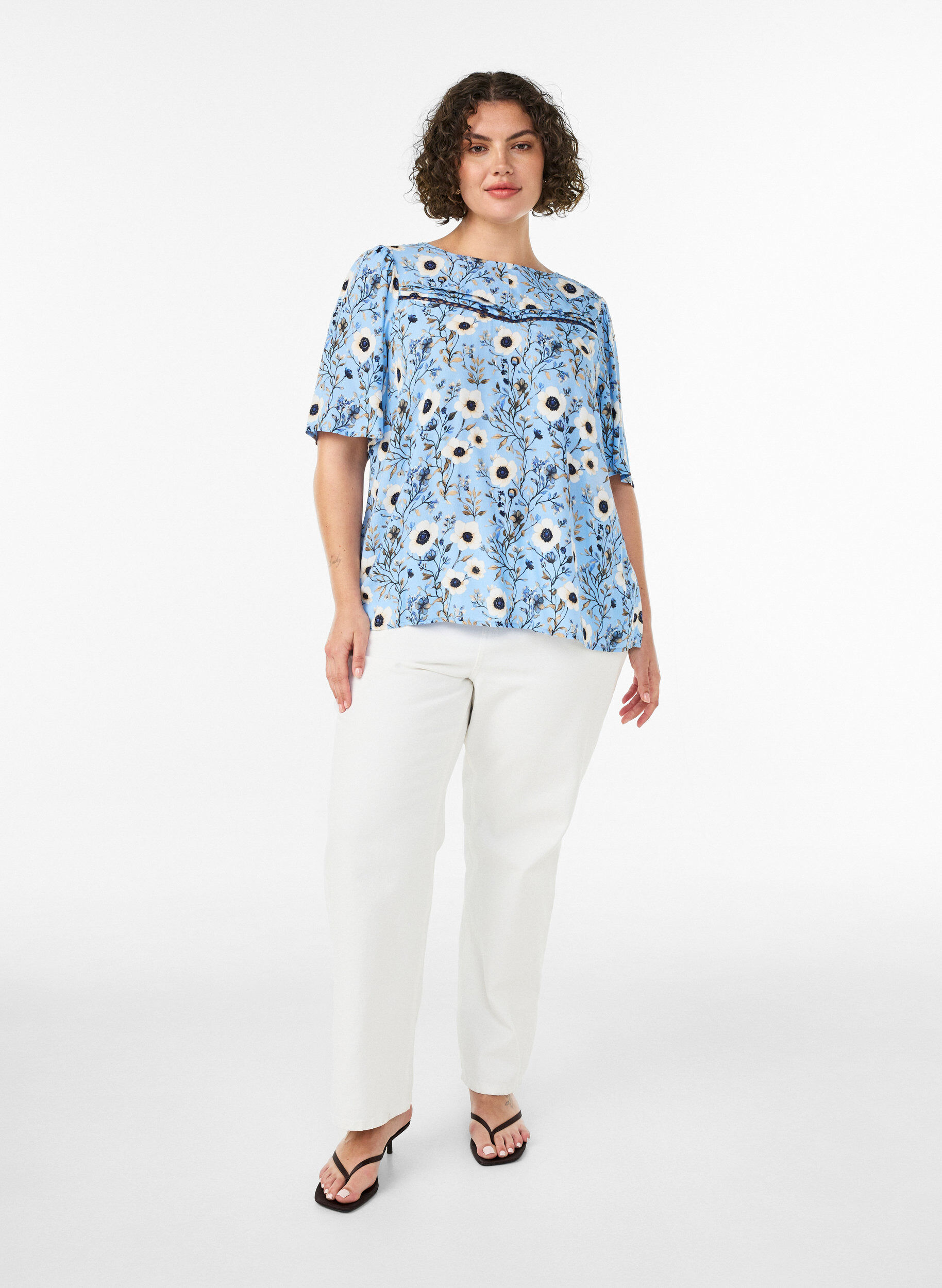 ZizziBloemenblouse met korte mouwen, Blauw, Model image number 1