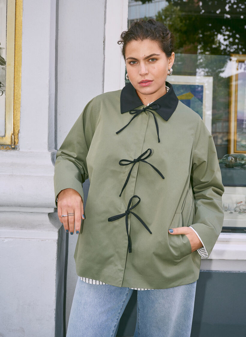 Voorjaarsjack met strikdetails, Deep Lichen Green, Image