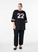 Oversized college T-shirt met 3/4 mouwen, Zwart, Model image number 1