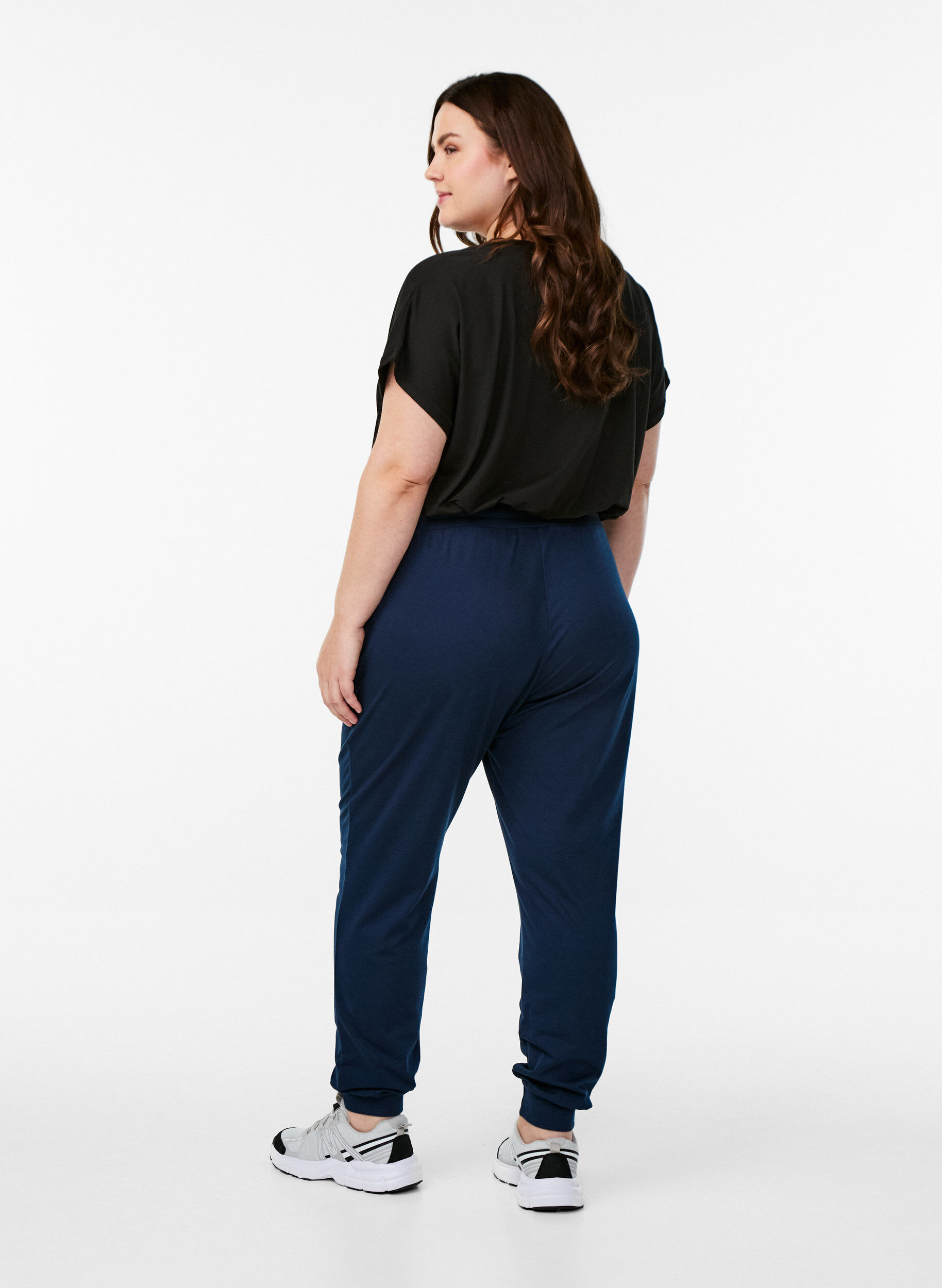 ZizziLosse trainingsbroek met zakken, Blauw, Model image number 1