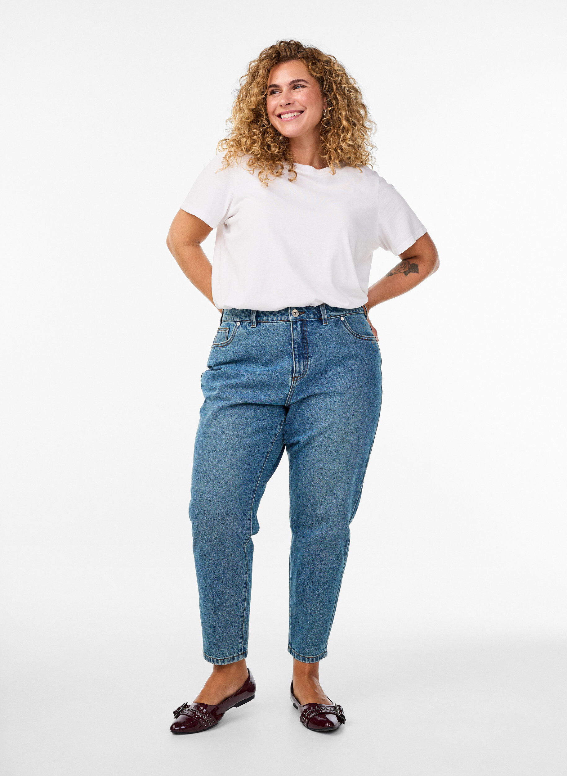 Mille Mom Fit Jeans met hoge taille, Blauw, Model