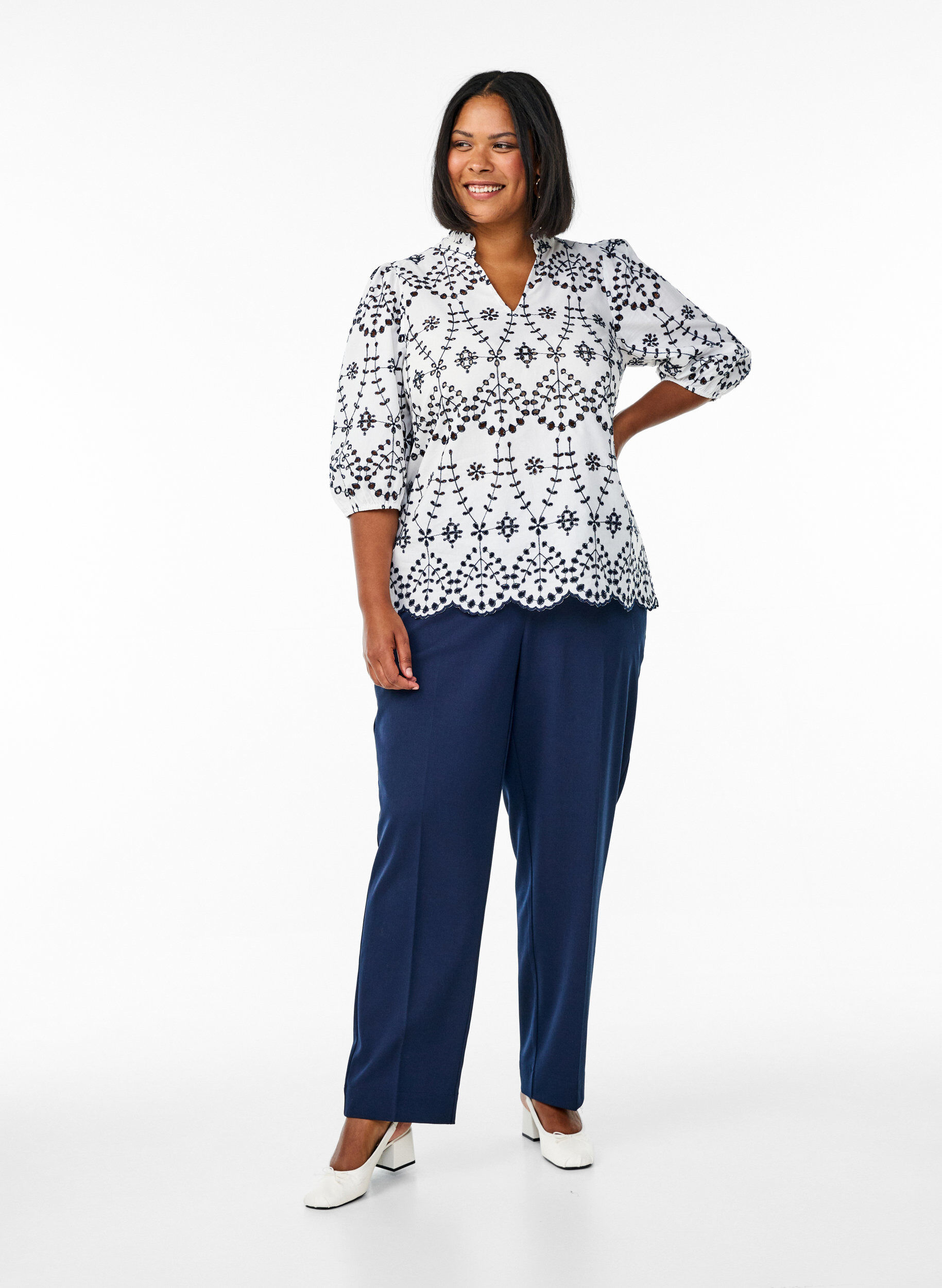 ZizziBlouse met 3/4 mouwen en contrasterende broderie anglaise, Wit, Model image number 1