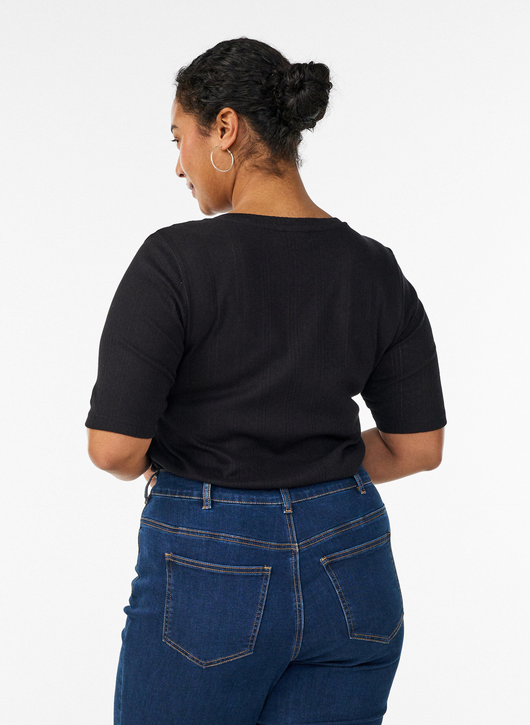 ZizziT-shirt van katoen met gaatjesborduursel, Zwart, Model image number 2