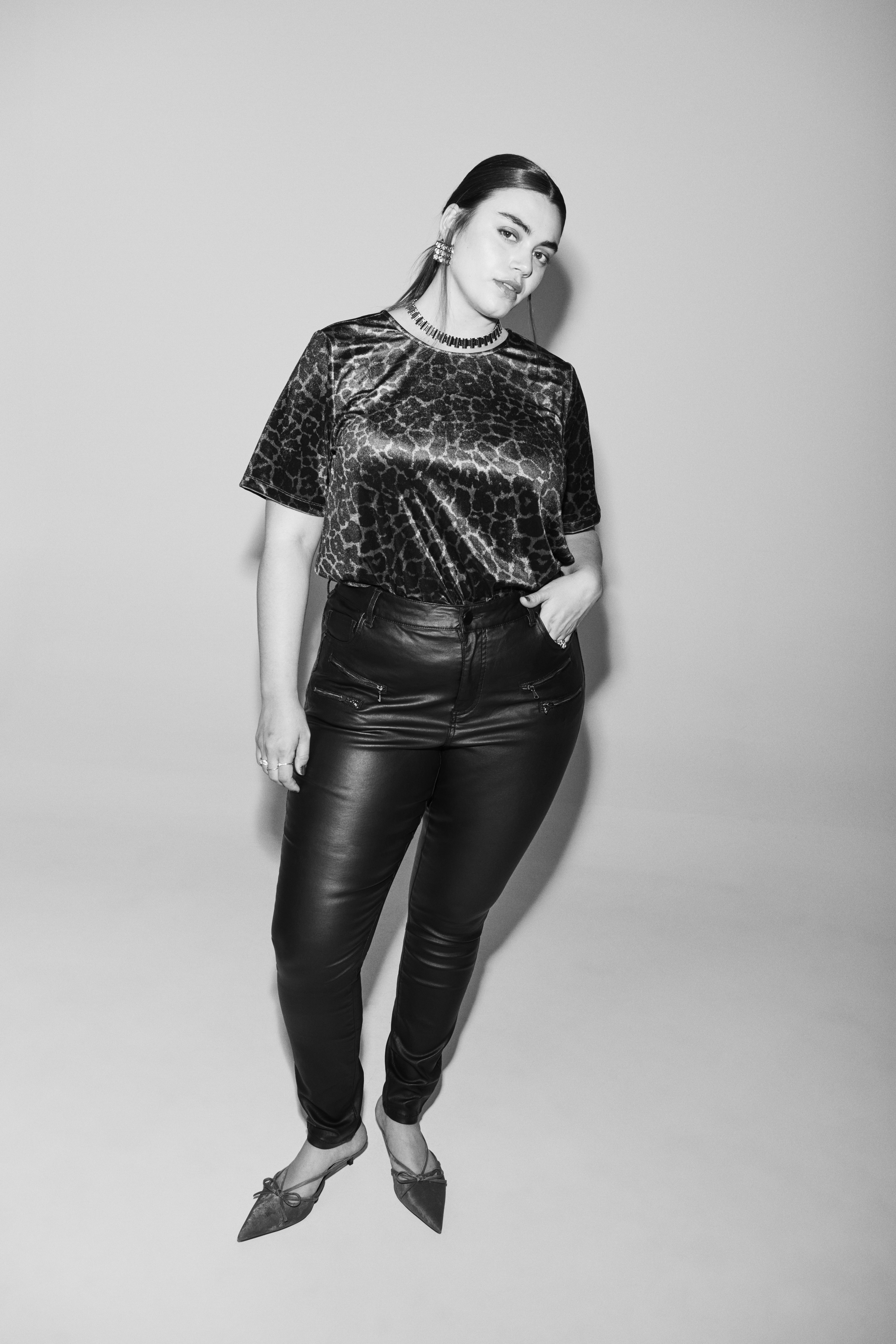 Velours top met luipaardprint, , Model