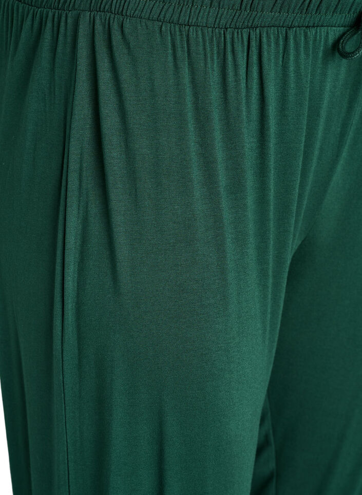 Pyjamabroek met kanten rand en high waist, Groen, Packshot image number 2
