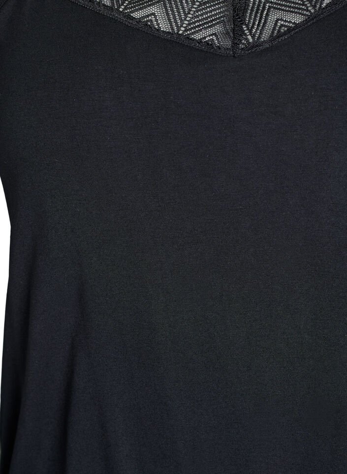 Top met kantdetail en spaghettibandjes, Zwart, Packshot image number 2