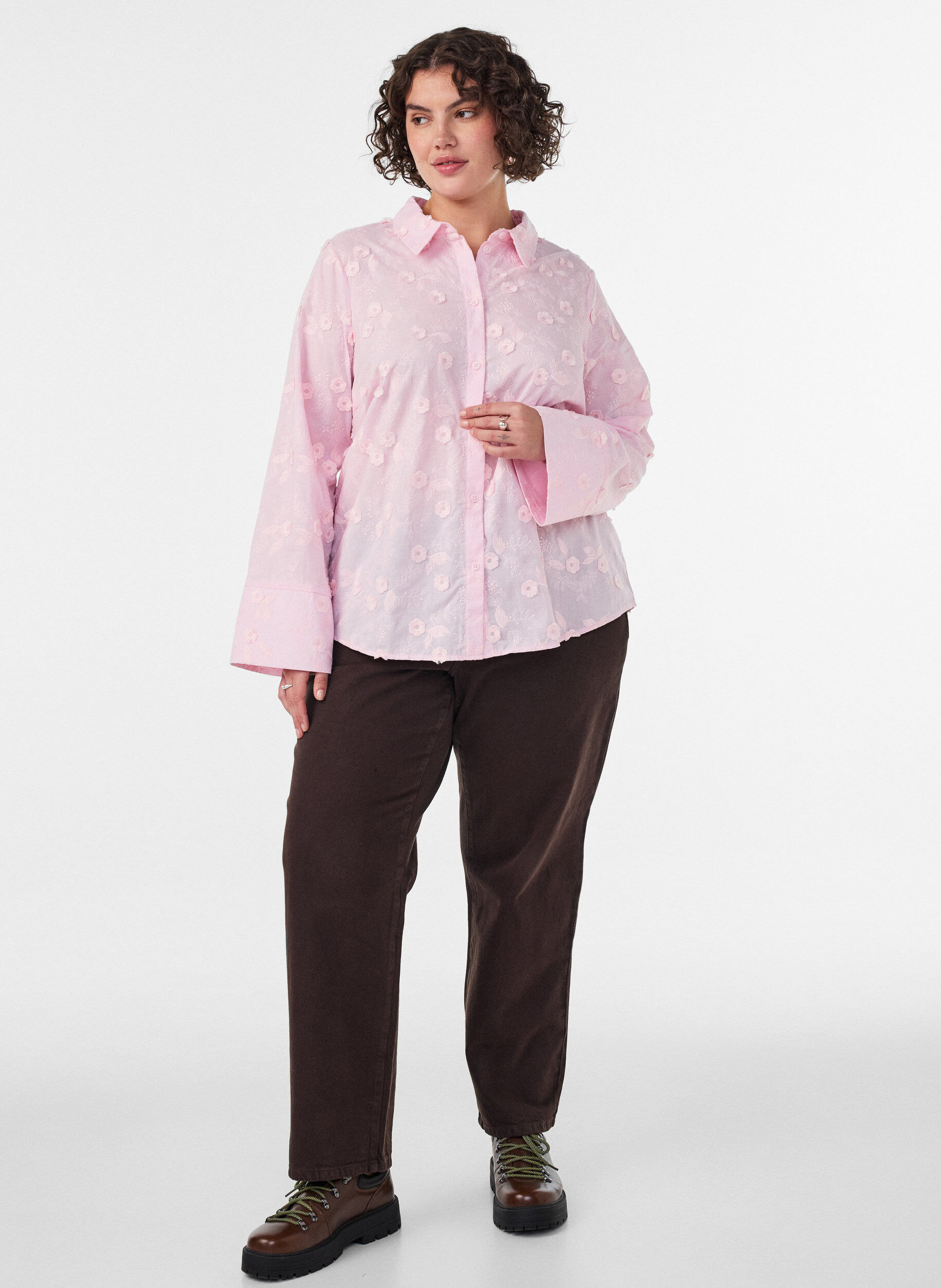 ZizziShirt met bloemenborduursel en wijde mouwen, Roze, Model image number 1