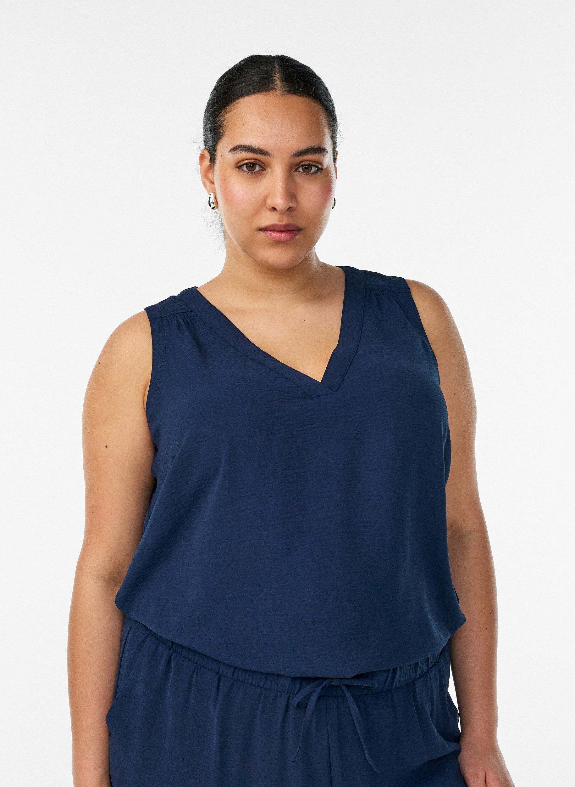 Mouwloze top met kreukeffecten, Blauw, Model