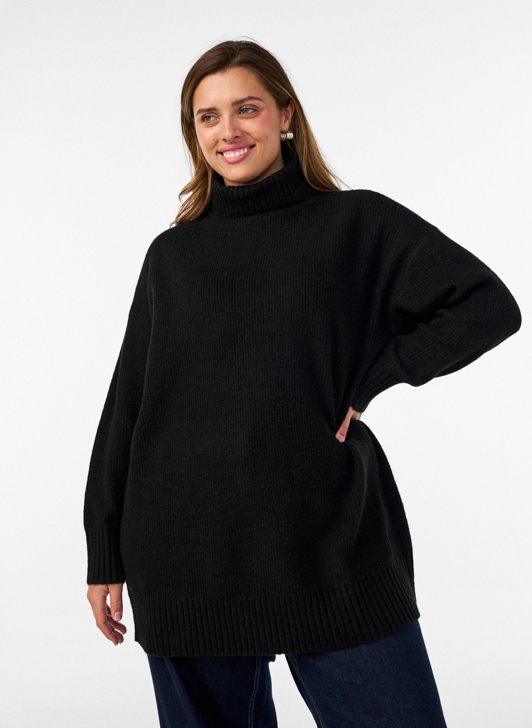 ZizziLosse gebreide trui met coltrui, Zwart, Model image number 0