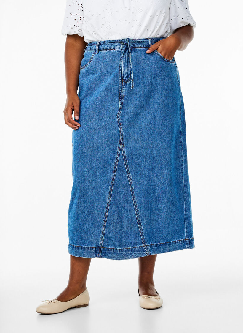 Denim maxirok met strikceintuur, Blue Denim, Model
